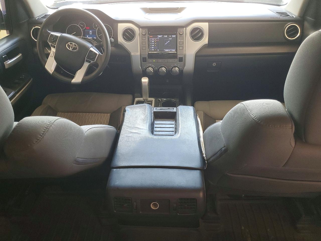 2015 Toyota Tundra Crewmax Sr5 Gray vin: 5TFEY5F15FX190101