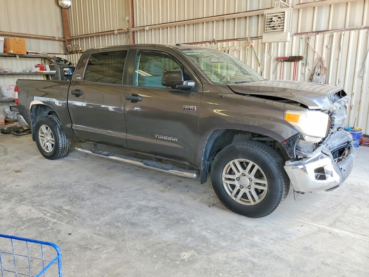 2015 Toyota Tundra Crewmax Sr5 Gray vin: 5TFEY5F15FX190101