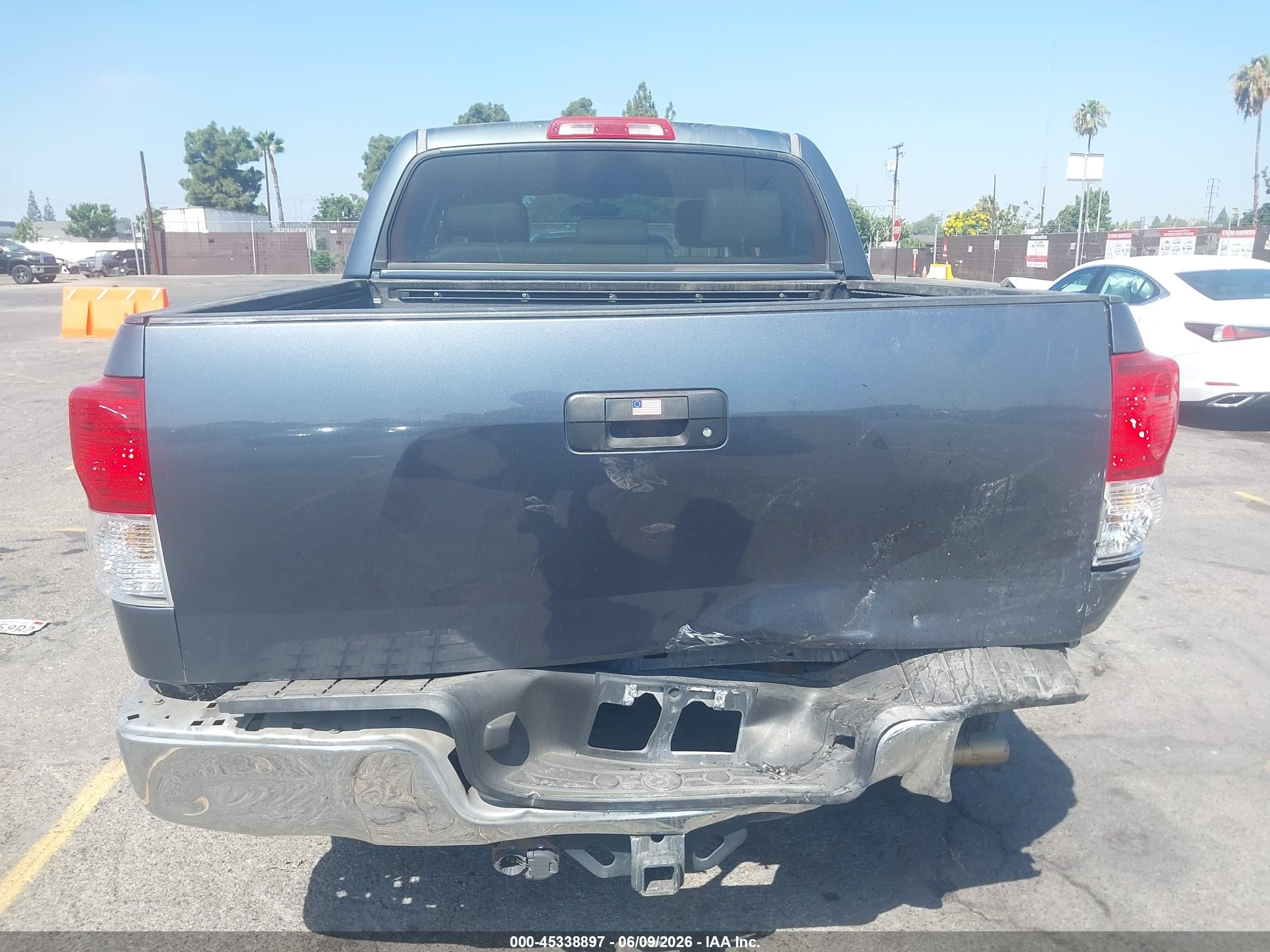 2010 Toyota Tundra Grade 5.7l V8 Black vin: 5TFEY5F16AX088122