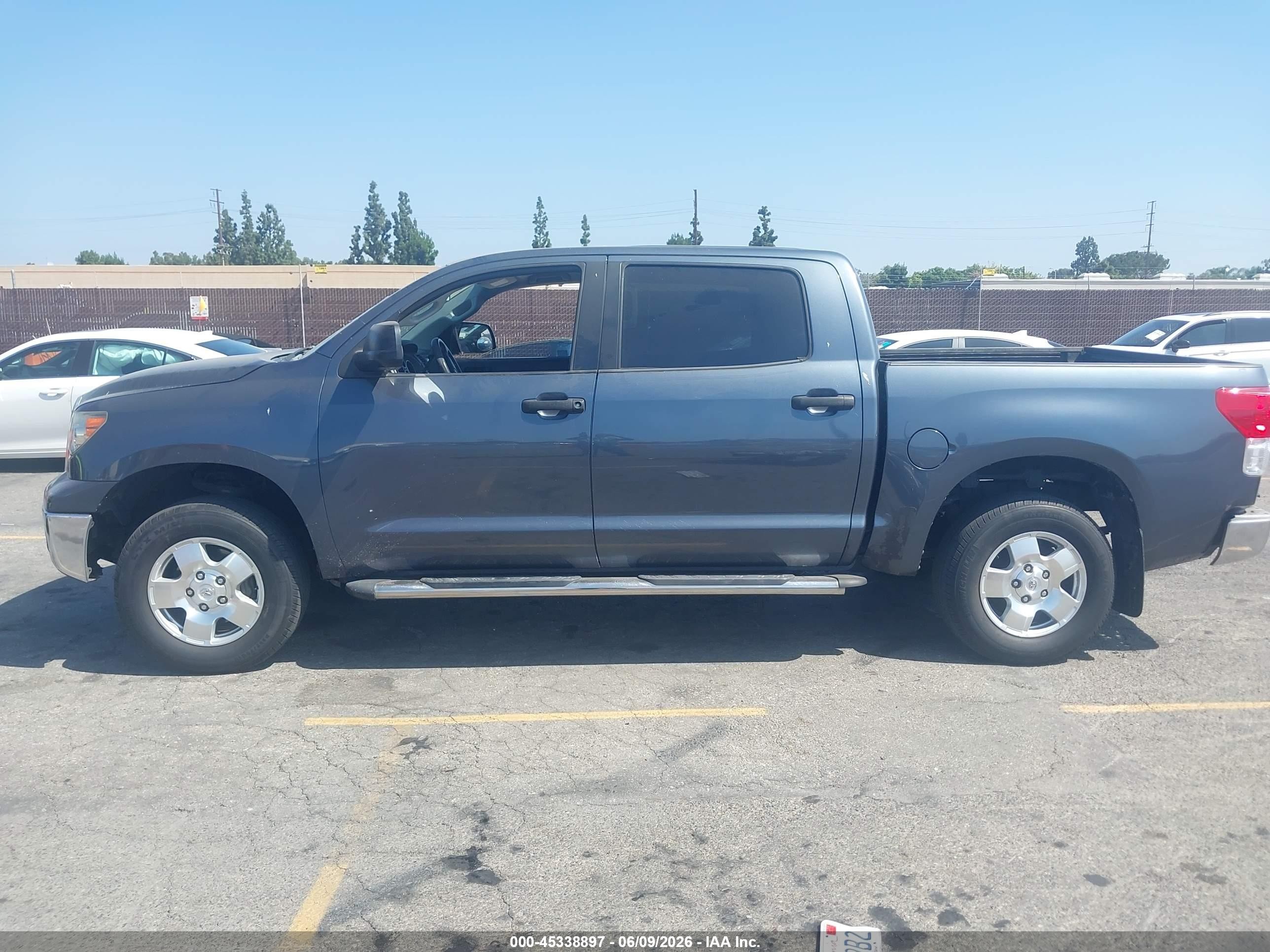 2010 Toyota Tundra Grade 5.7l V8 Black vin: 5TFEY5F16AX088122