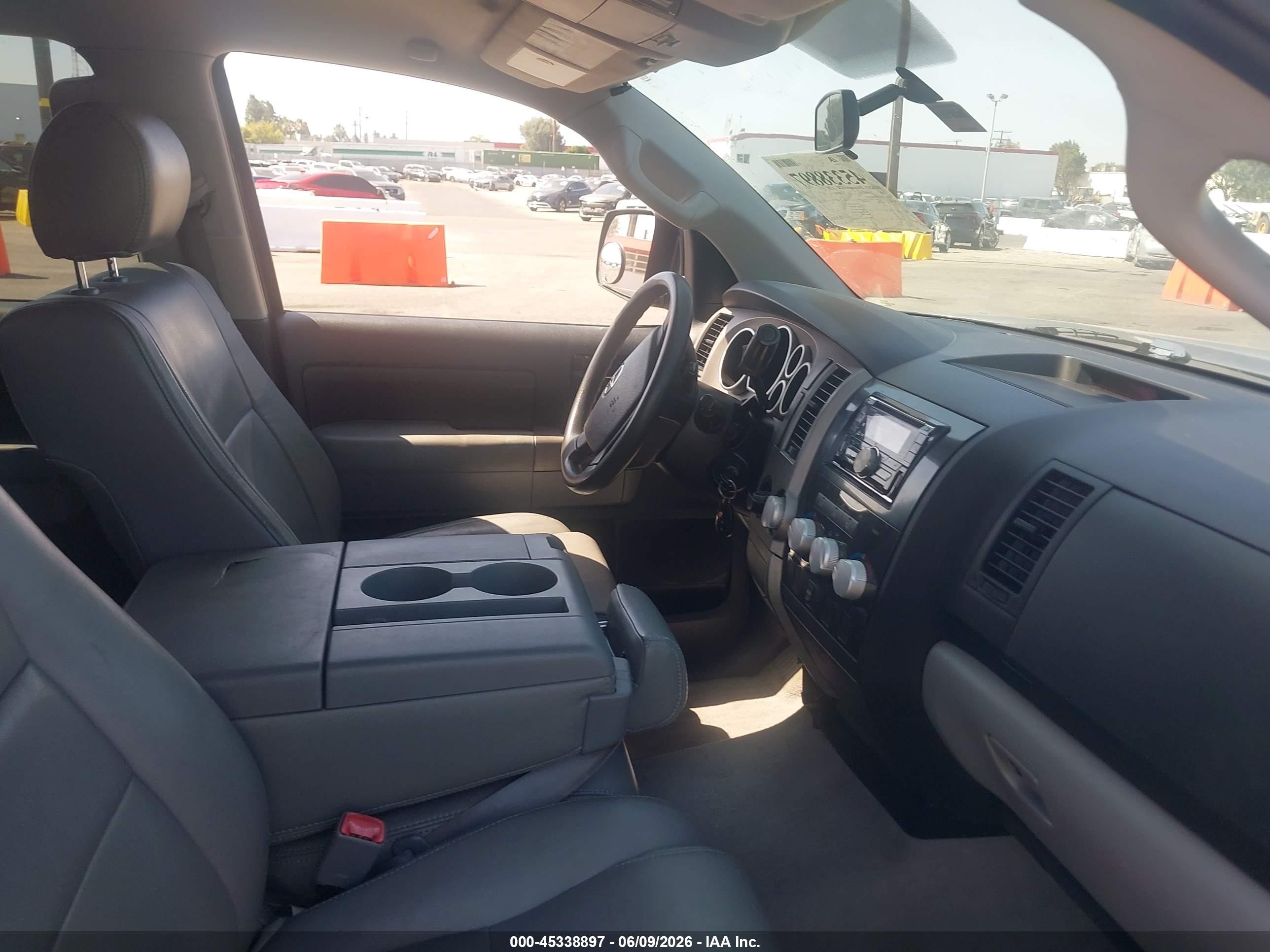 2010 Toyota Tundra Grade 5.7l V8 Black vin: 5TFEY5F16AX088122