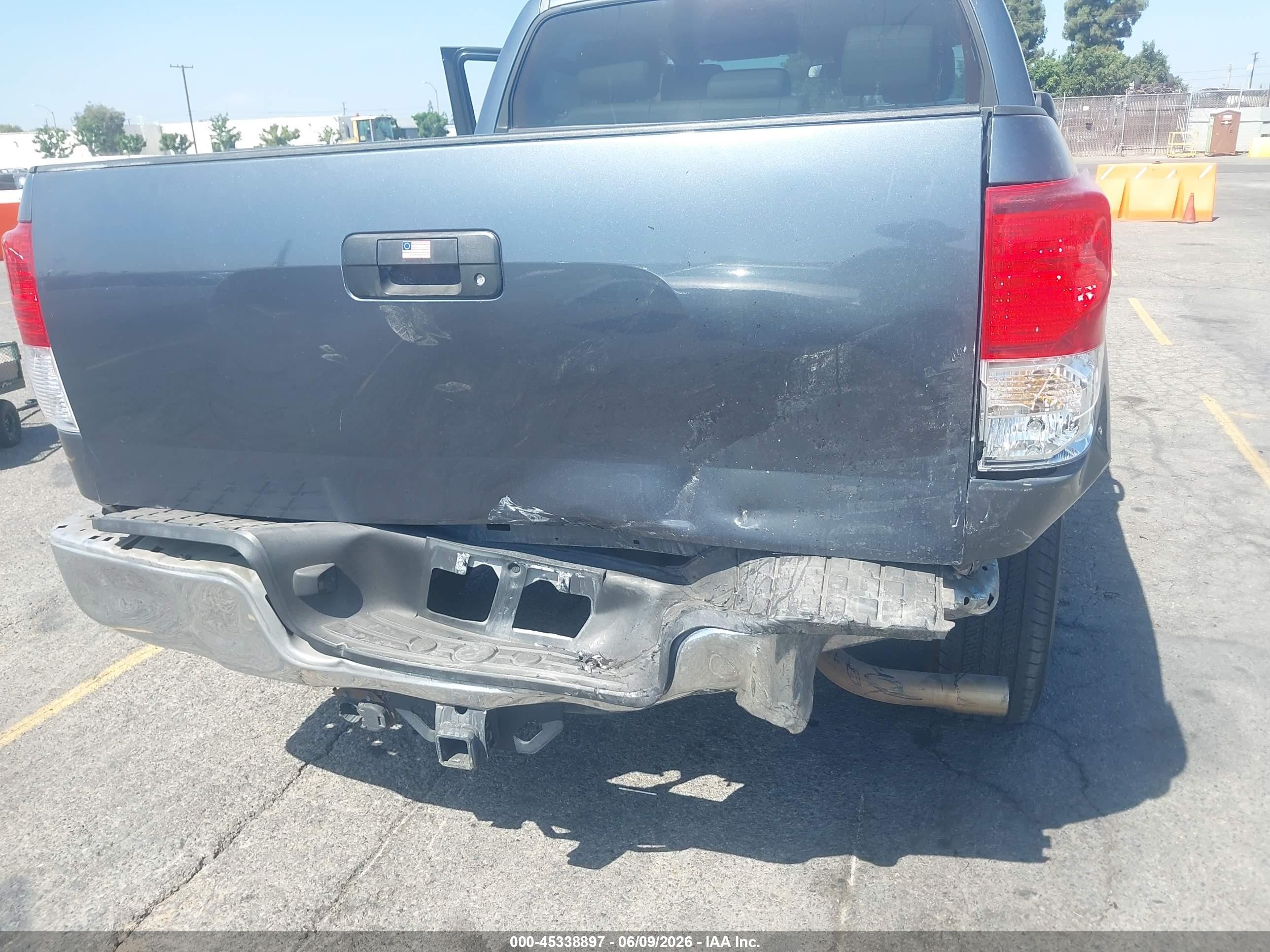 2010 Toyota Tundra Grade 5.7l V8 Black vin: 5TFEY5F16AX088122