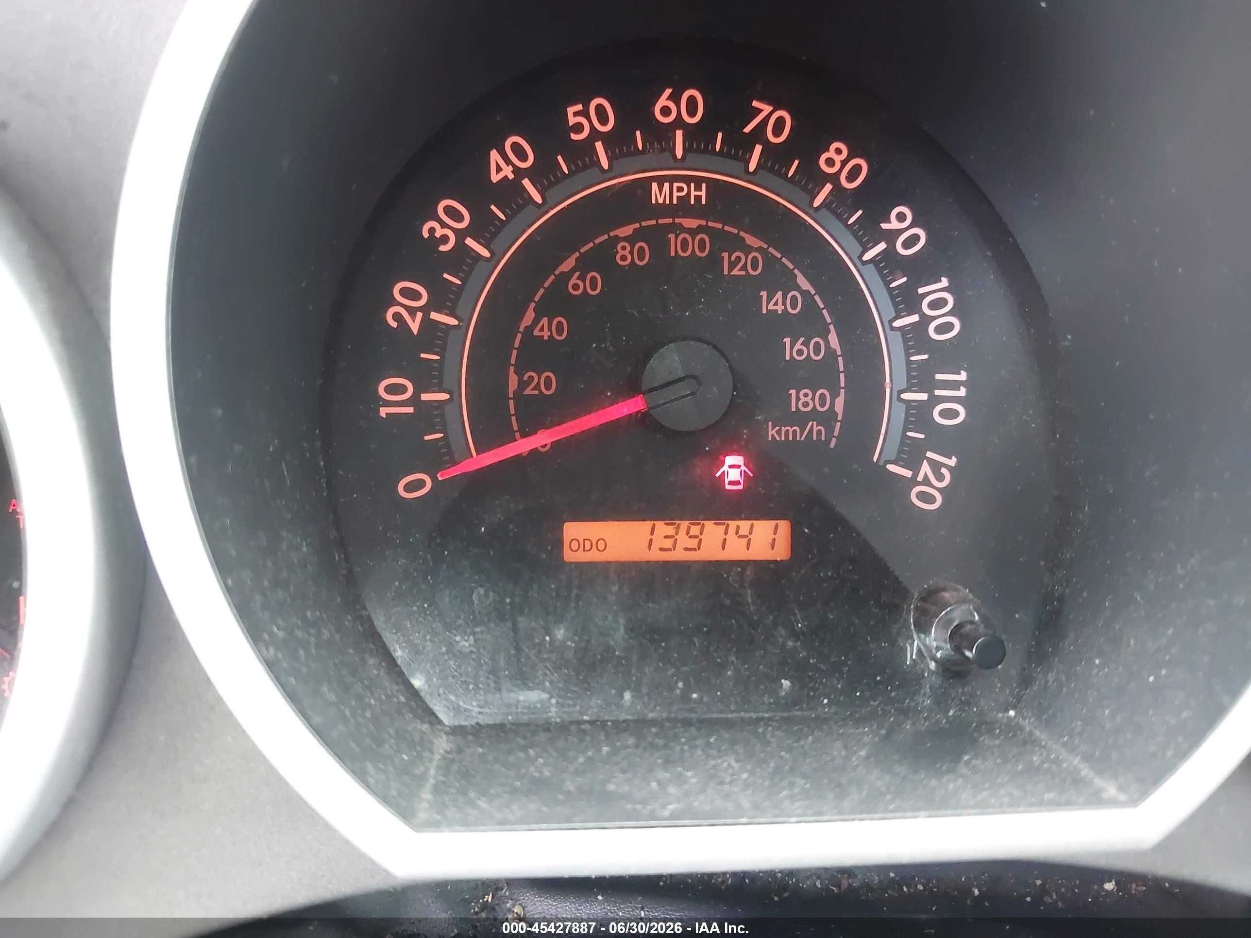 2011 Toyota Tundra Grade 5.7l V8 Silver vin: 5TFEY5F16BX113733