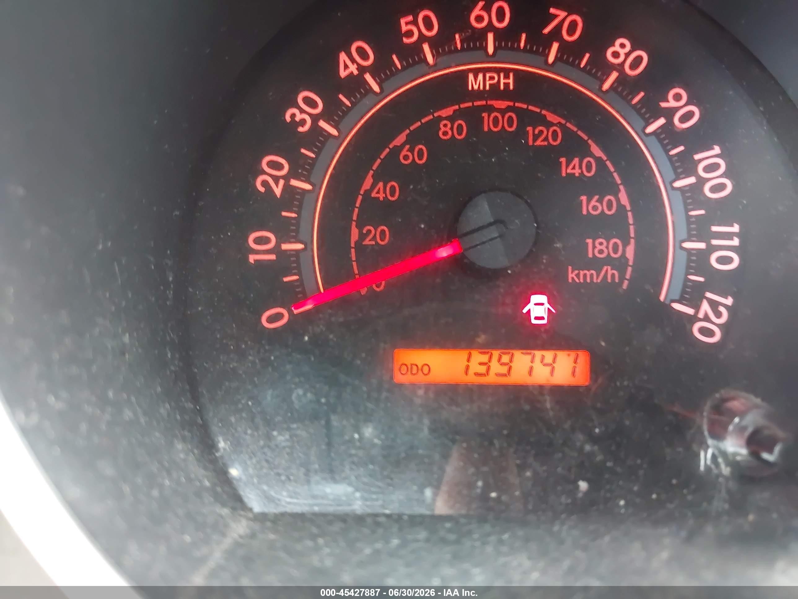 2011 Toyota Tundra Grade 5.7l V8 Silver vin: 5TFEY5F16BX113733