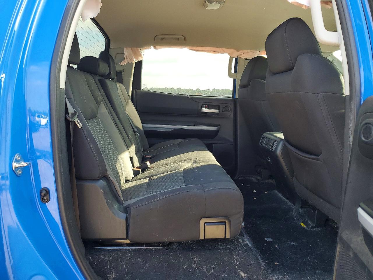 2020 Toyota Tundra Crewmax Sr5 Blue vin: 5TFEY5F16LX271054