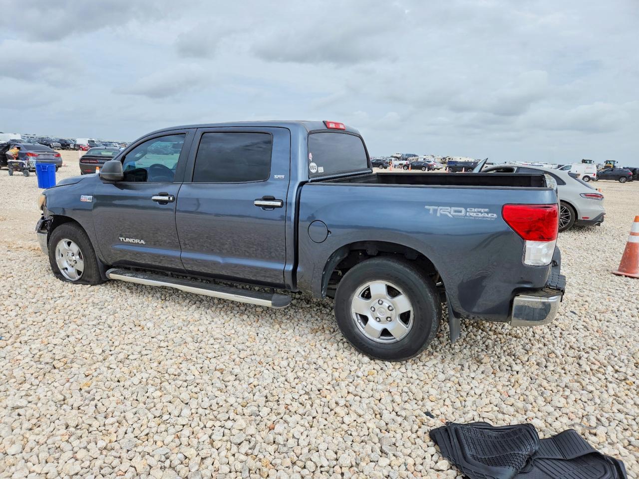 2010 Toyota Tundra Crewmax Sr5 Gray vin: 5TFEY5F17AX076657