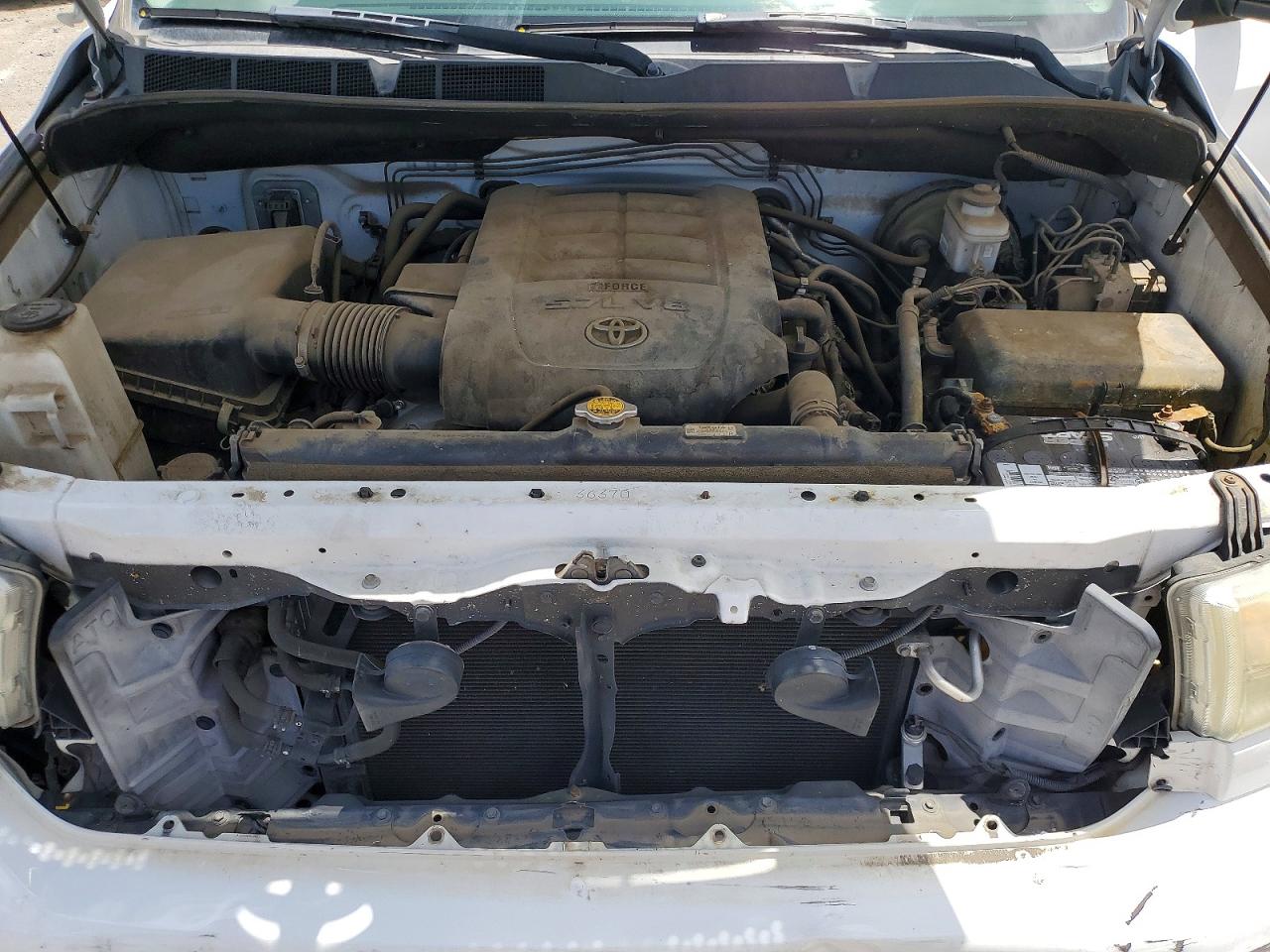 2011 Toyota Tundra Crewmax Sr5 Белый vin: 5TFEY5F17BX111991