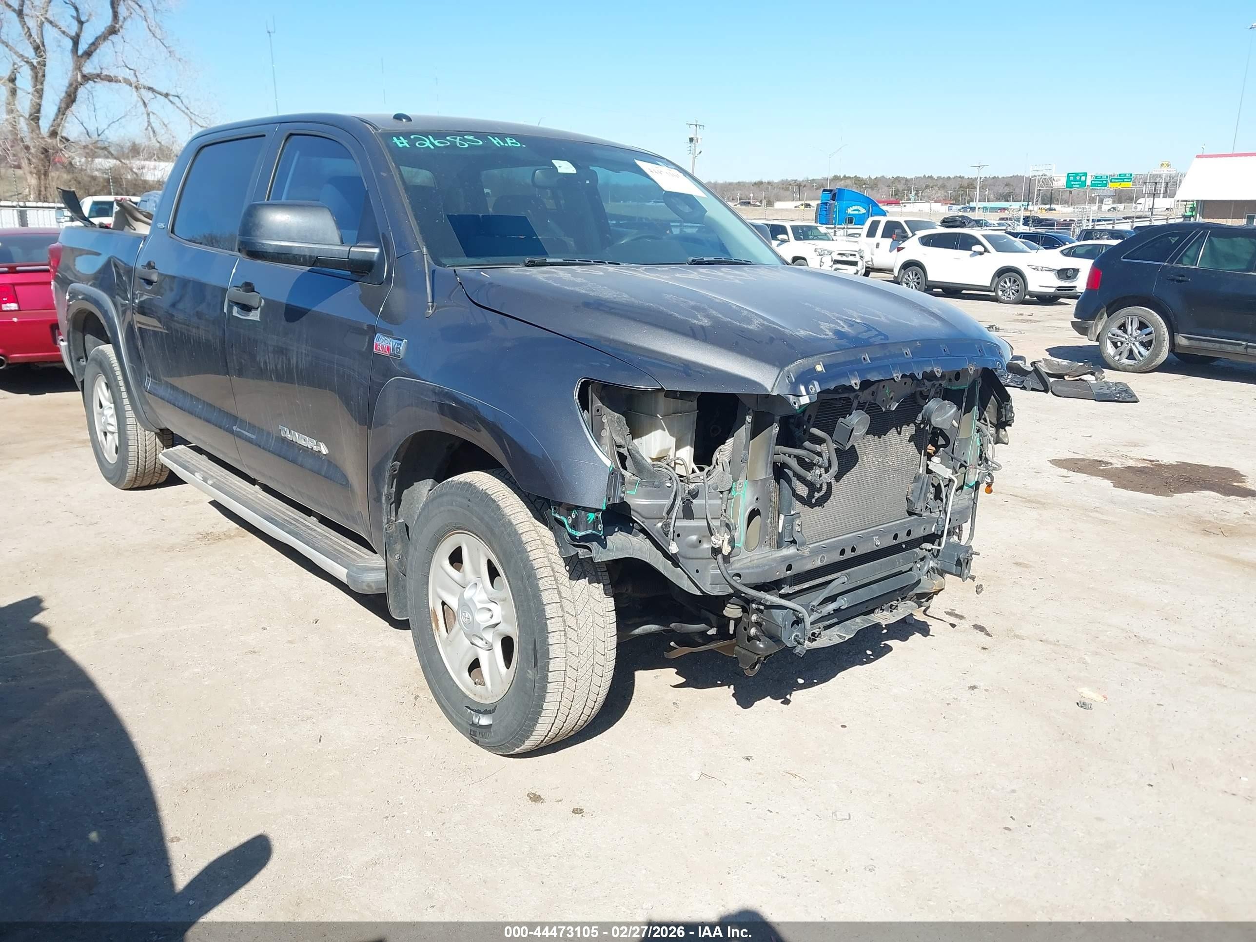 2011 Toyota Tundra Grade 5.7l V8 Gray vin: 5TFEY5F17BX112736
