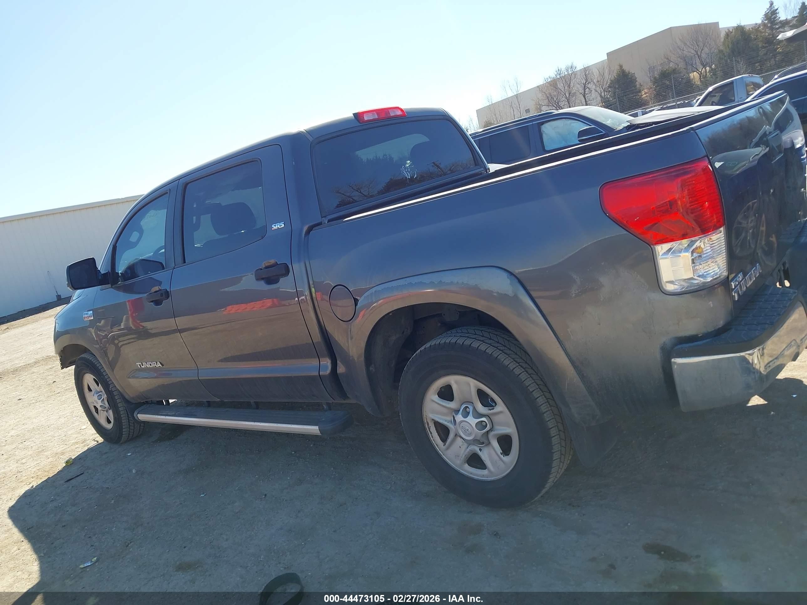 2011 Toyota Tundra Grade 5.7l V8 Gray vin: 5TFEY5F17BX112736
