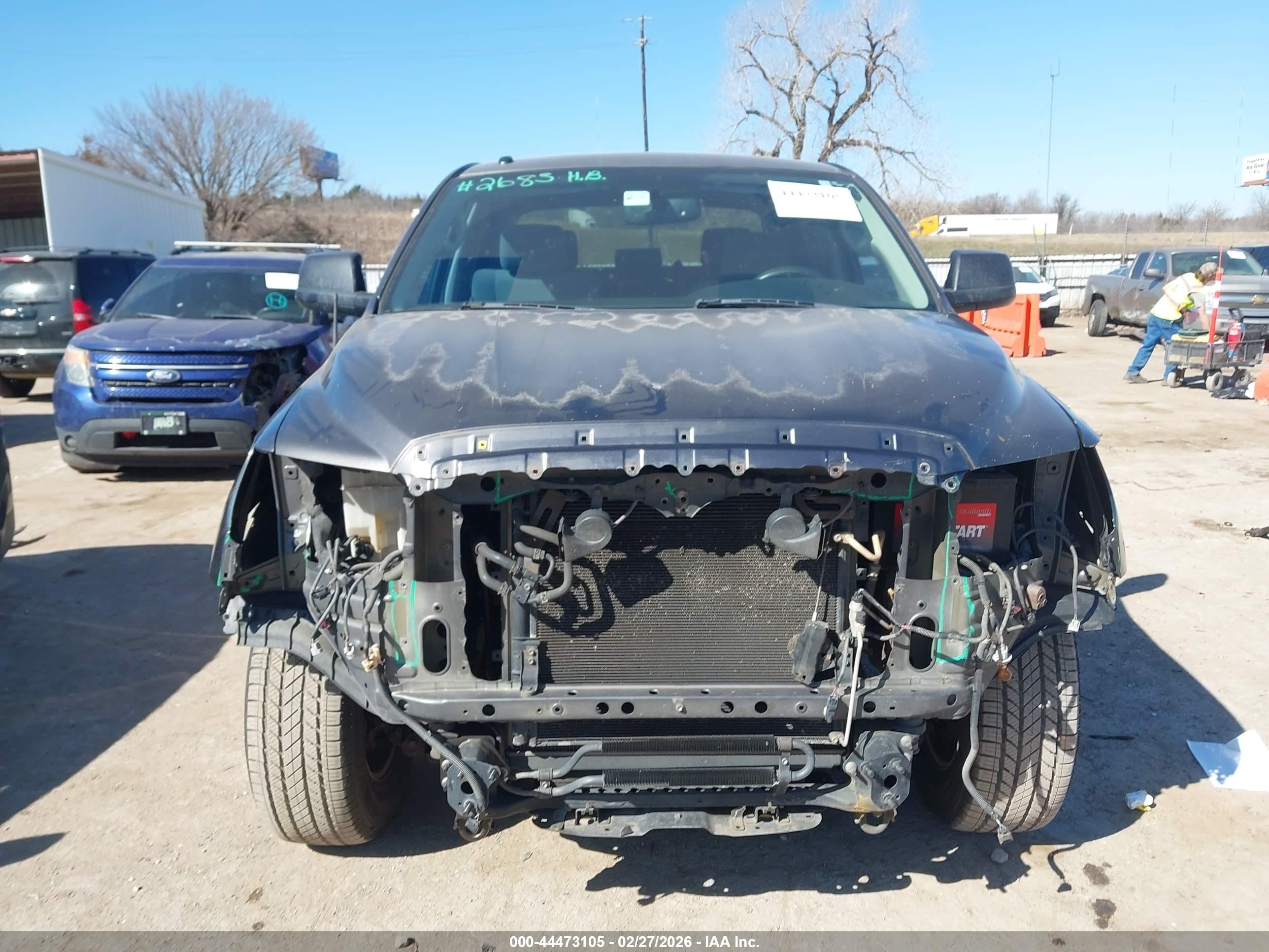2011 Toyota Tundra Grade 5.7l V8 Gray vin: 5TFEY5F17BX112736