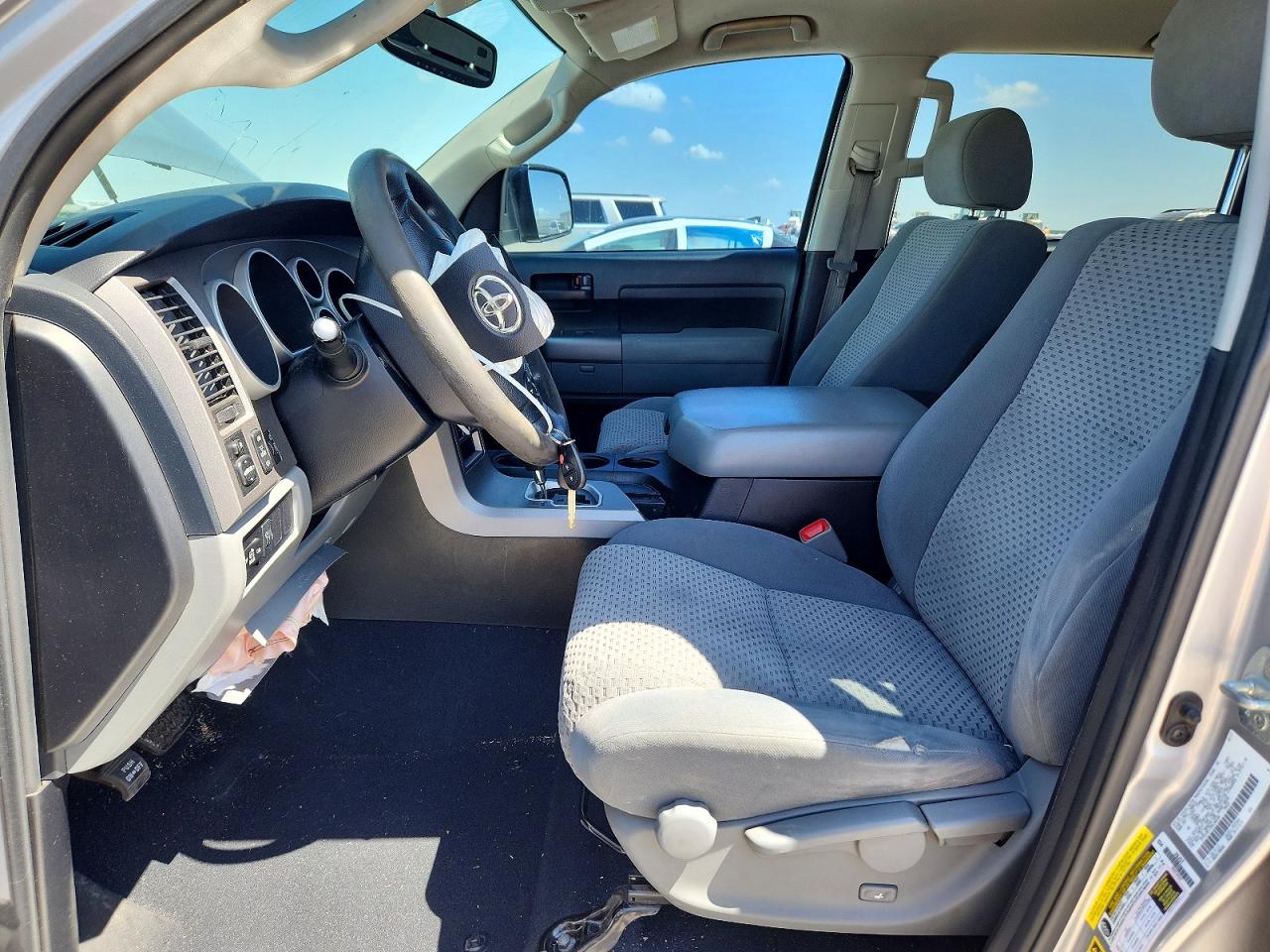 2013 Toyota Tundra Crewmax Sr5 Silver vin: 5TFEY5F17DX140104