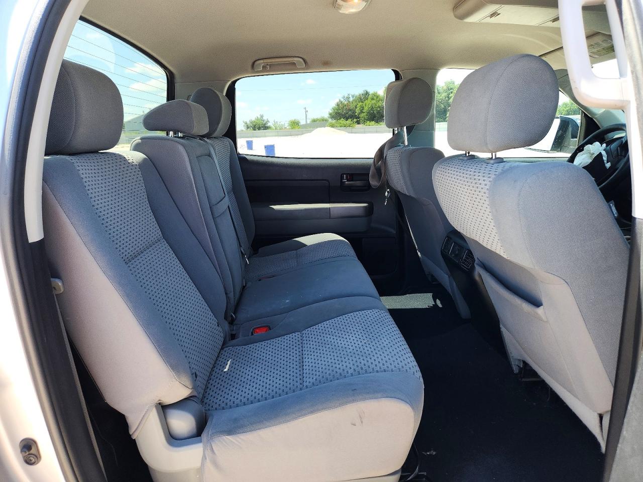2013 Toyota Tundra Crewmax Sr5 Silver vin: 5TFEY5F17DX140104