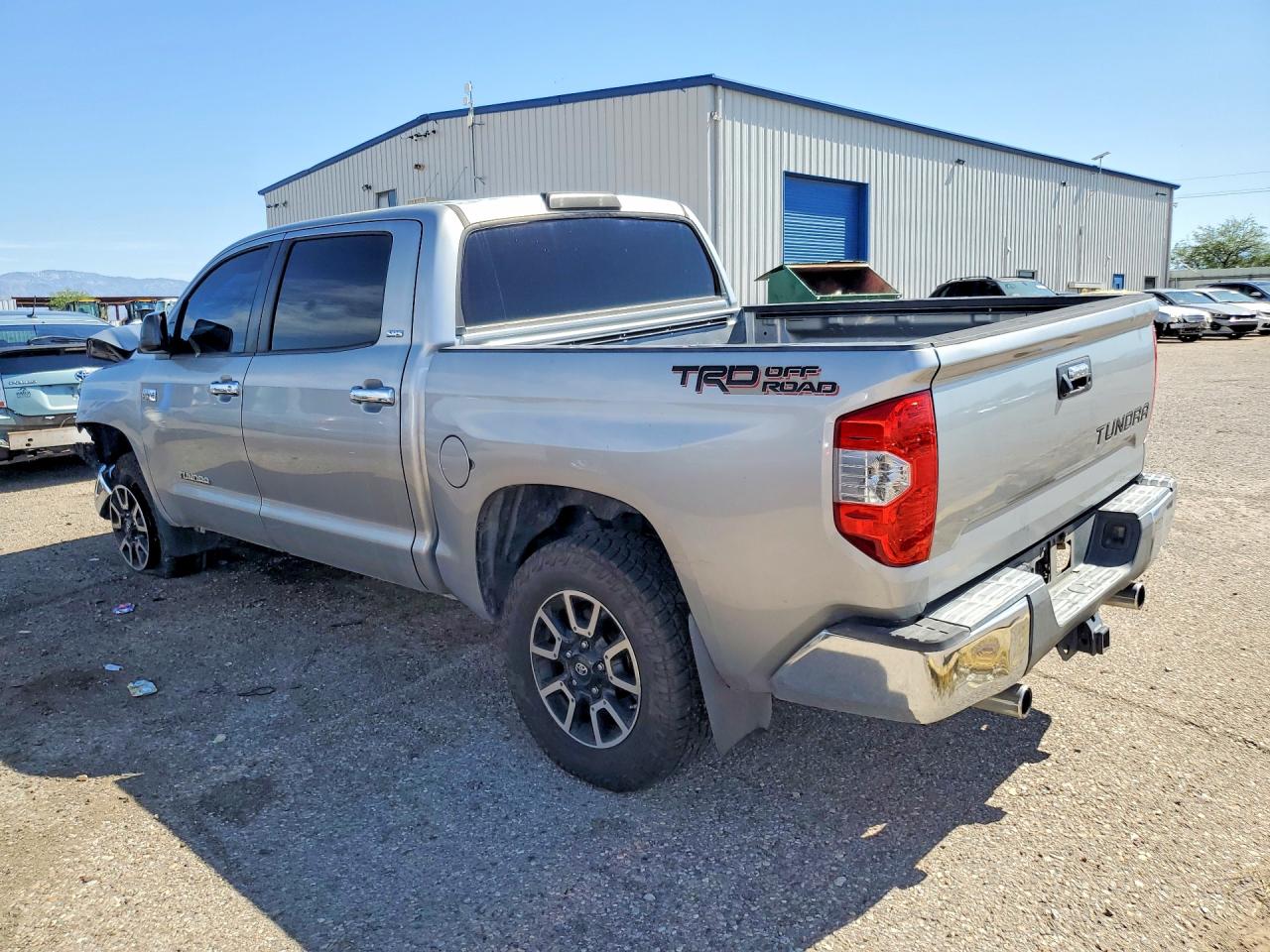 2014 Toyota Tundra Crewmax Sr5 Silver vin: 5TFEY5F17EX163531