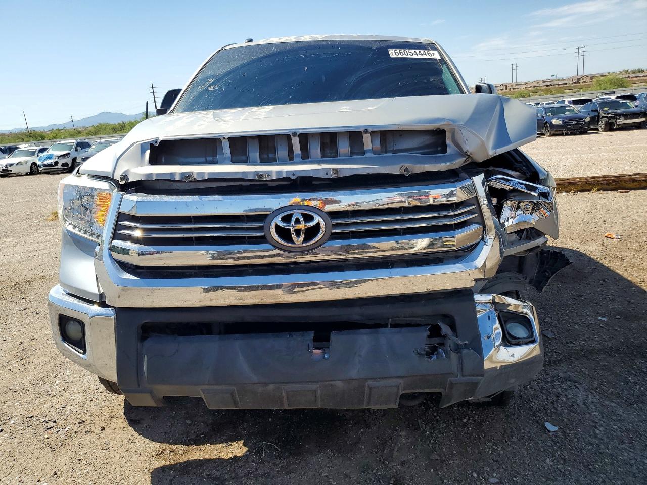 2014 Toyota Tundra Crewmax Sr5 Silver vin: 5TFEY5F17EX163531