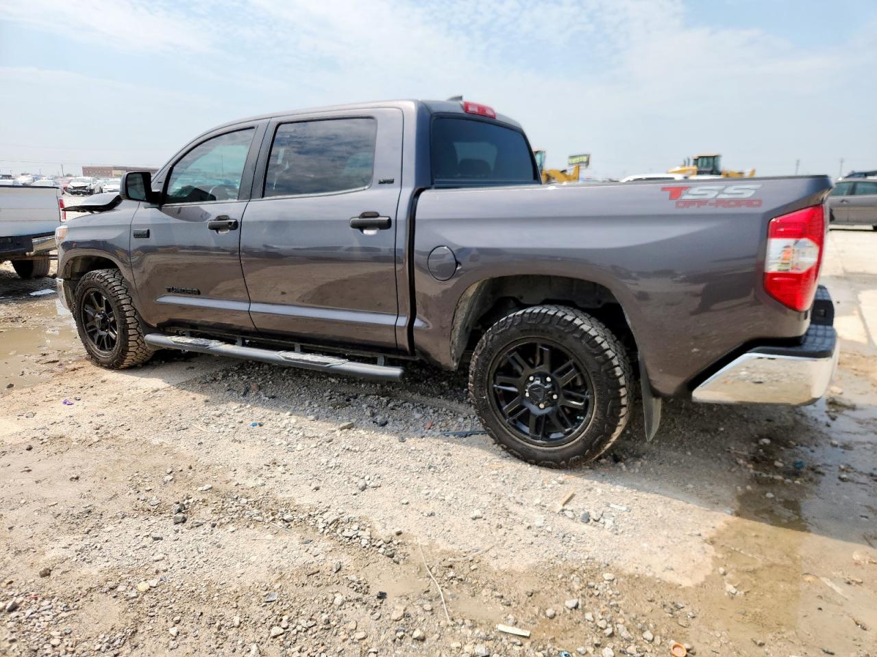 2021 Toyota Tundra Crewmax Sr5 Серый vin: 5TFEY5F17MX294375