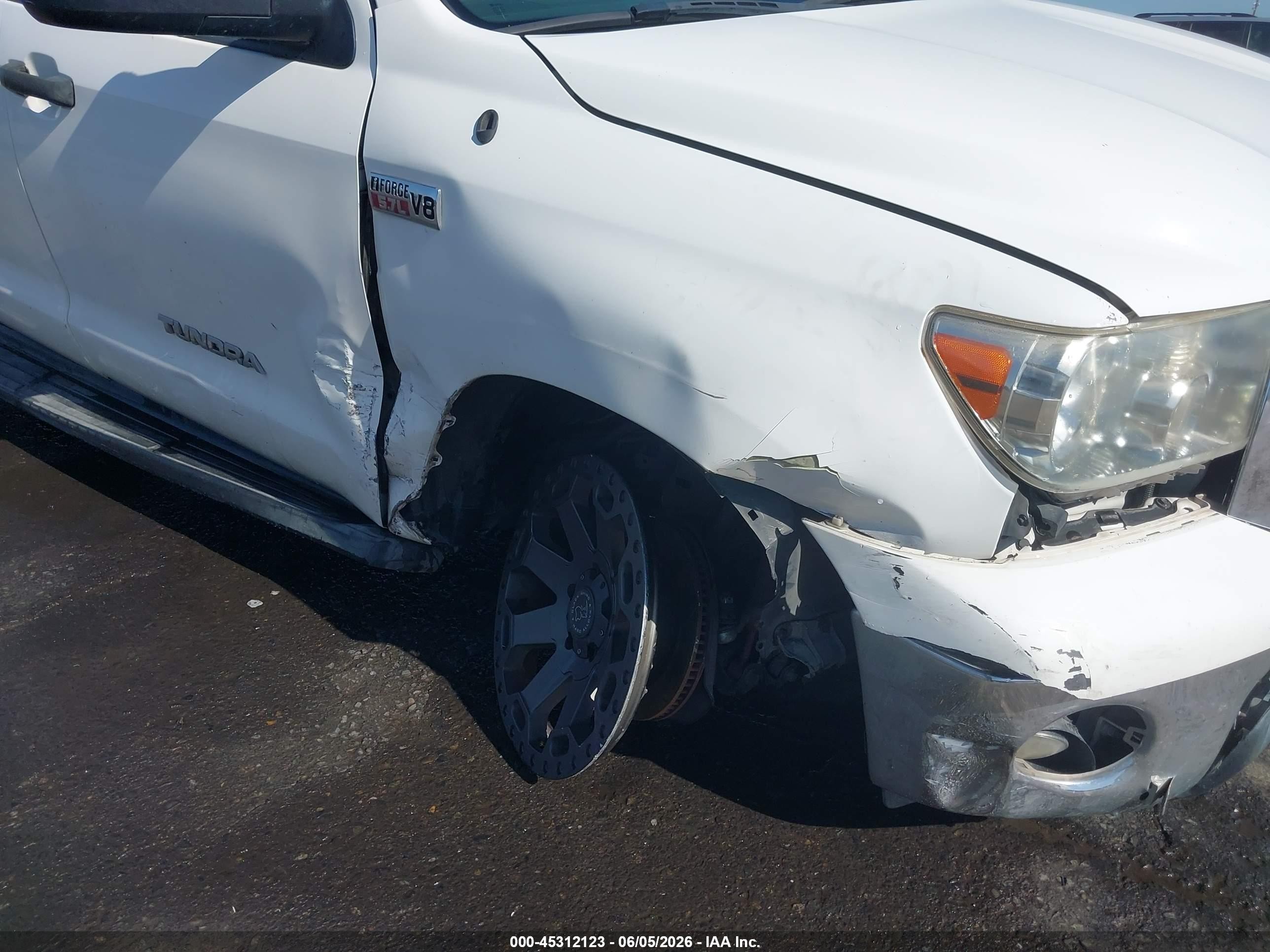 2010 Toyota Tundra Grade 5.7l V8 Белый vin: 5TFEY5F18AX092639