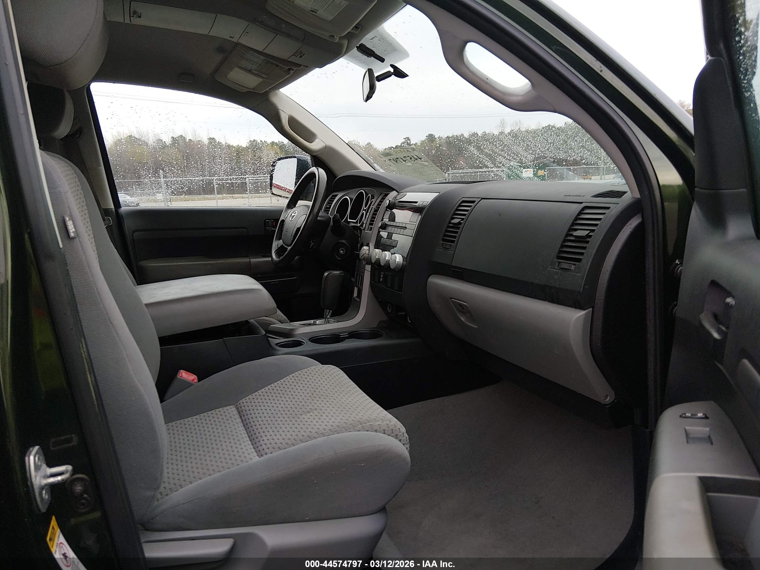 2011 Toyota Tundra Grade 5.7l V8 Green vin: 5TFEY5F18BX103057