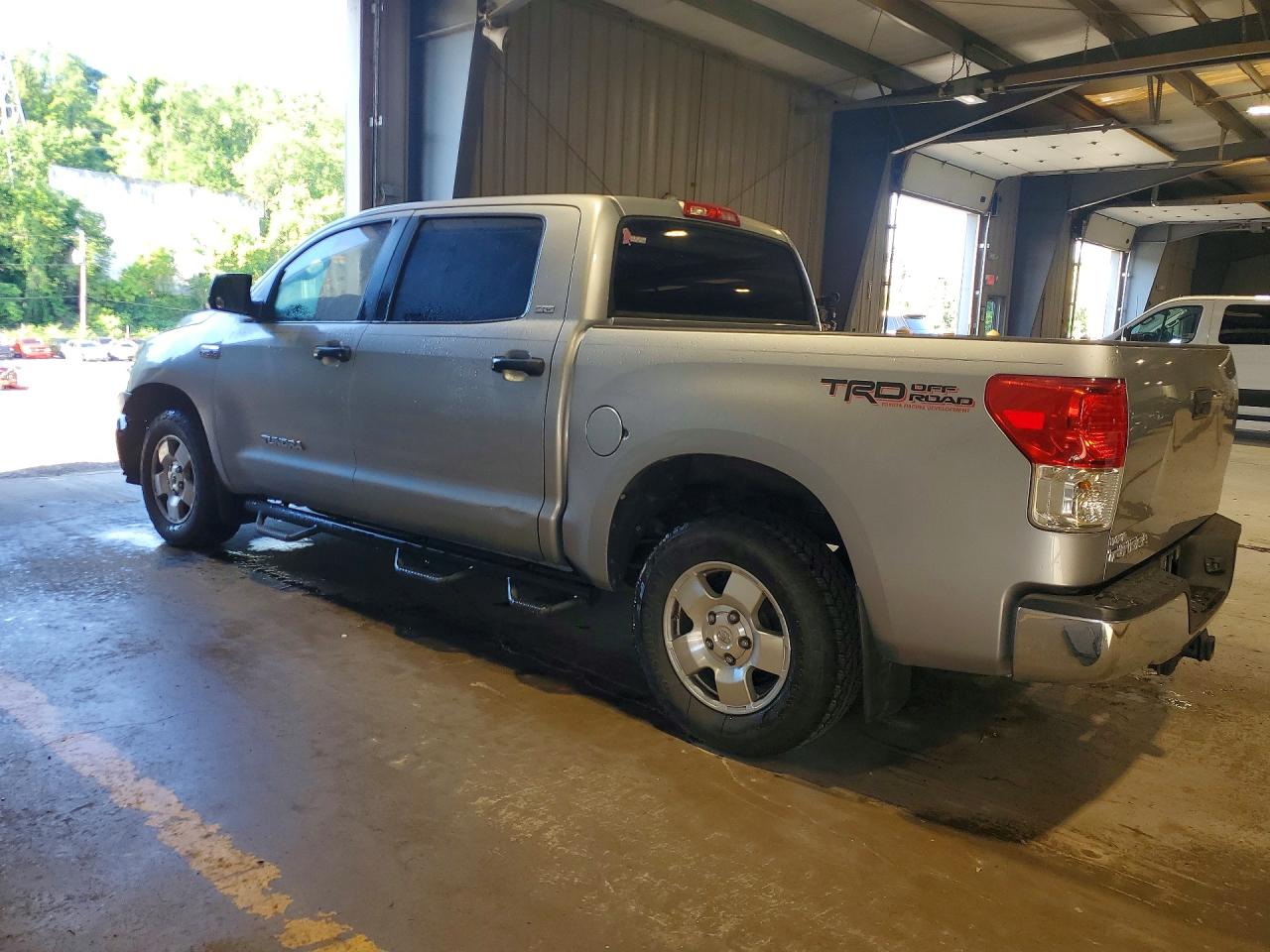 2012 Toyota Tundra Crewmax Sr5 White vin: 5TFEY5F18CX116246