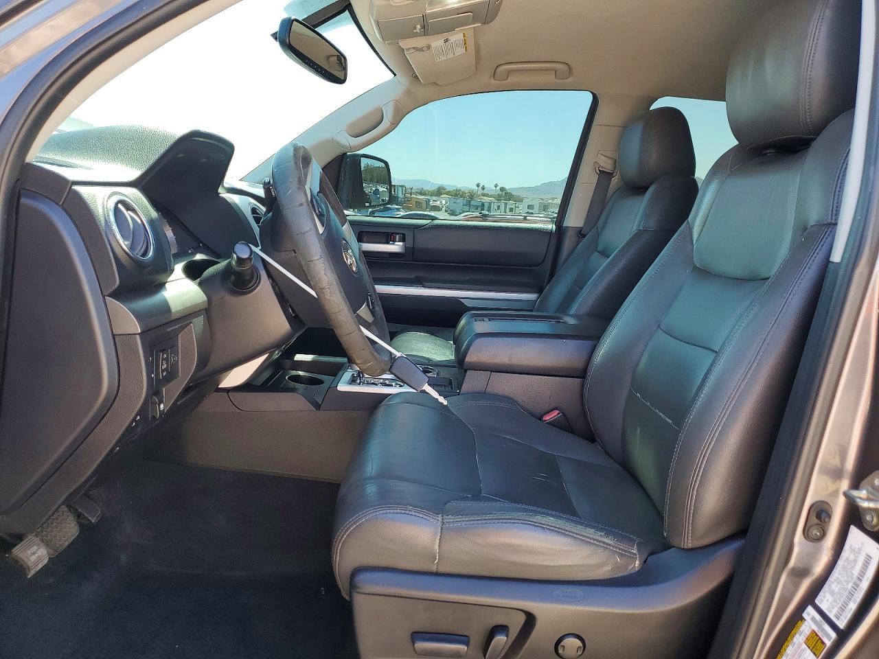 2014 Toyota Tundra Crewmax Sr5 Серый vin: 5TFEY5F18EX165658