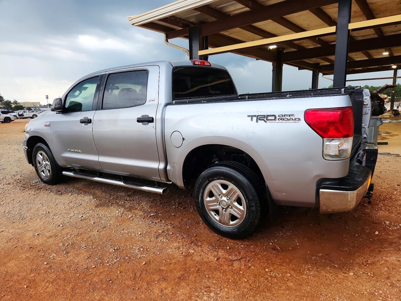 2011 Toyota Tundra Crewmax Sr5 Серебряный vin: 5TFEY5F19BX102919