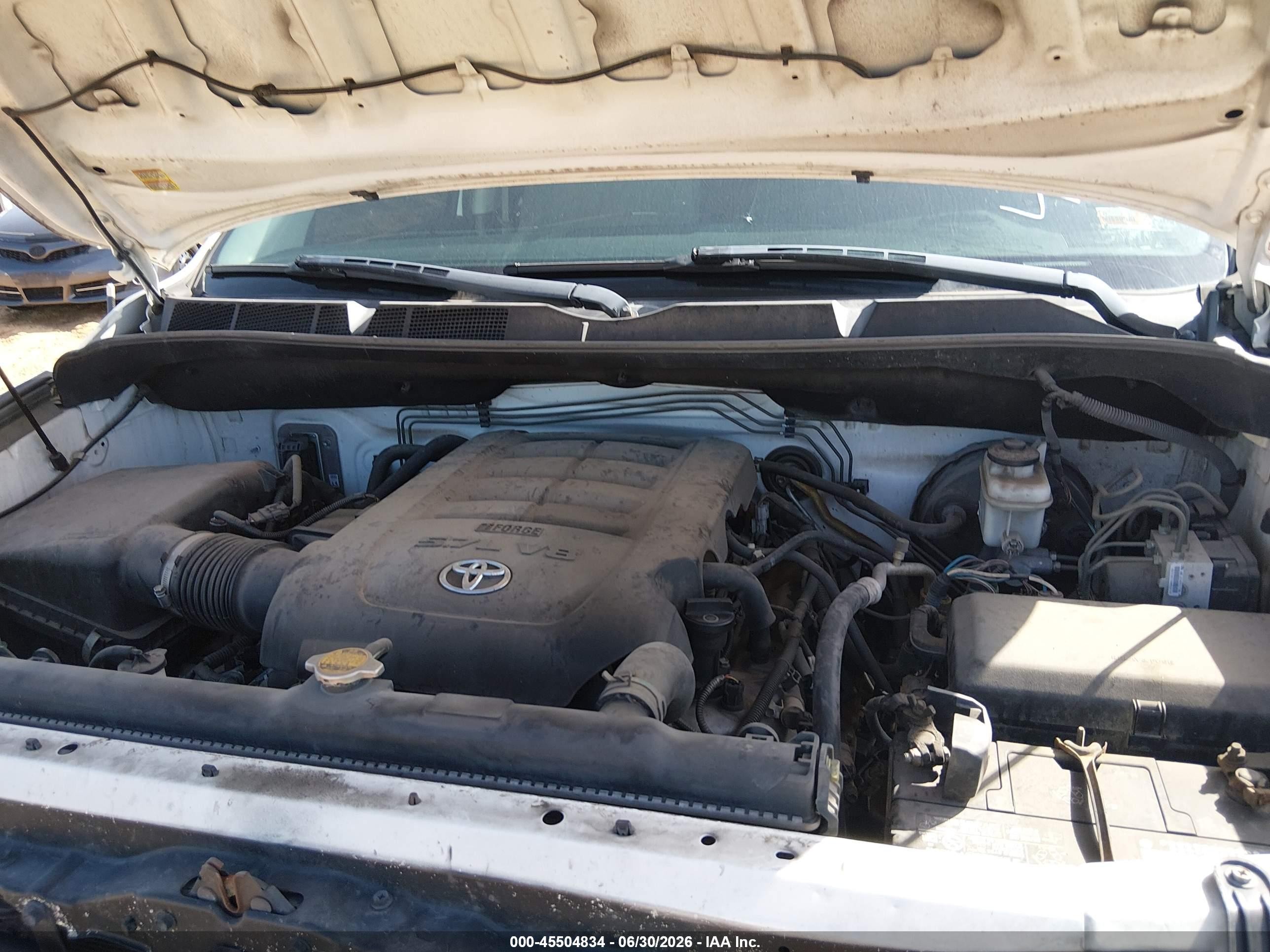 2011 Toyota Tundra Grade 5.7l V8 Белый vin: 5TFEY5F19BX108137