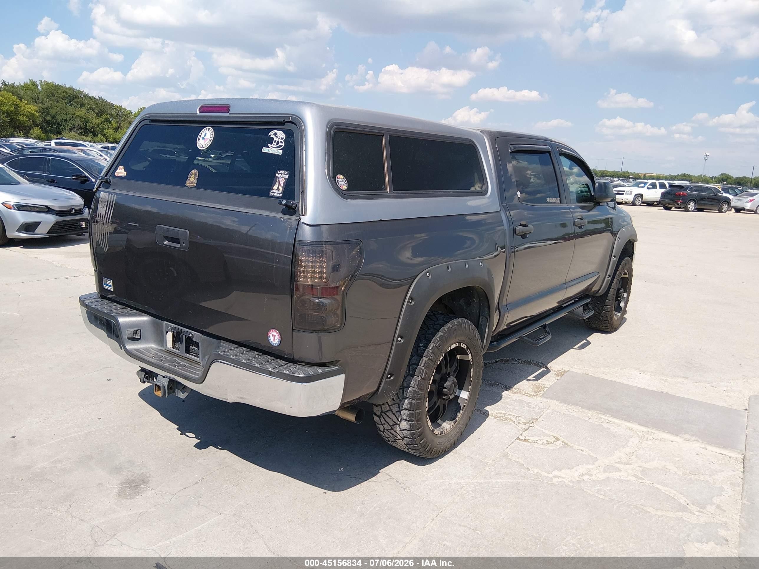 2011 Toyota Tundra Grade 5.7l V8 Черный vin: 5TFEY5F19BX108560