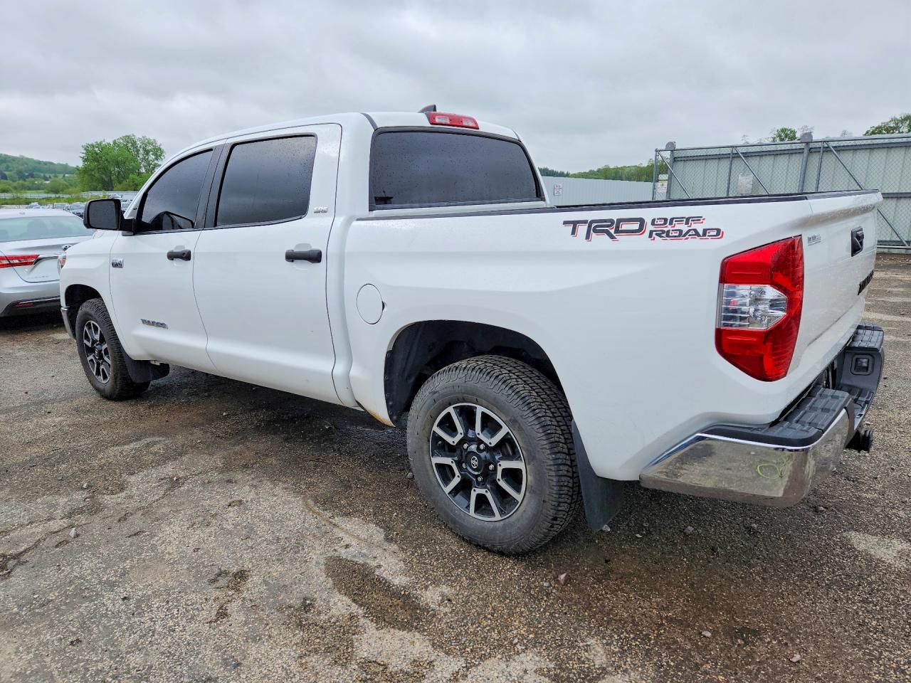 2020 Toyota Tundra Crewmax Sr5 White vin: 5TFEY5F19LX258198