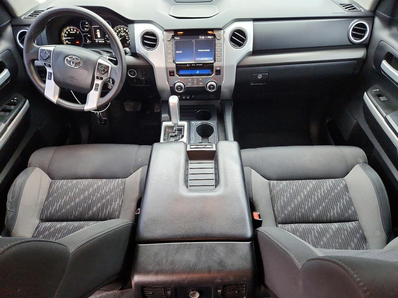 2020 Toyota Tundra Crewmax Sr5 White vin: 5TFEY5F19LX258198