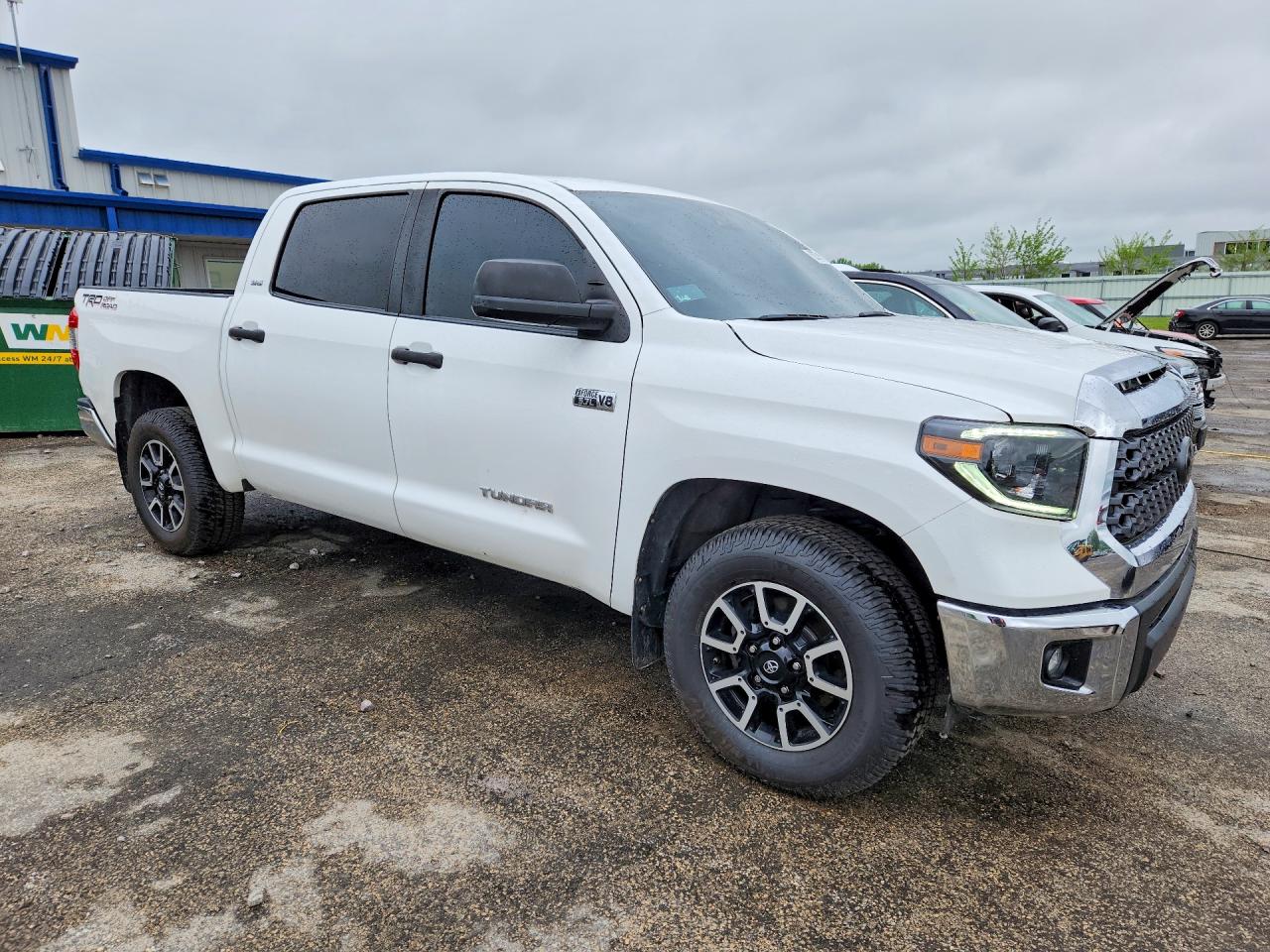 2020 Toyota Tundra Crewmax Sr5 White vin: 5TFEY5F19LX258198