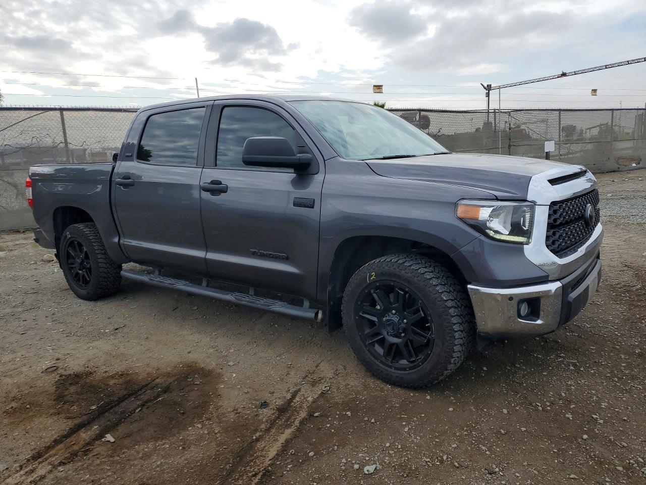2021 Toyota Tundra Crewmax Sr5 Gray vin: 5TFEY5F19MX299299