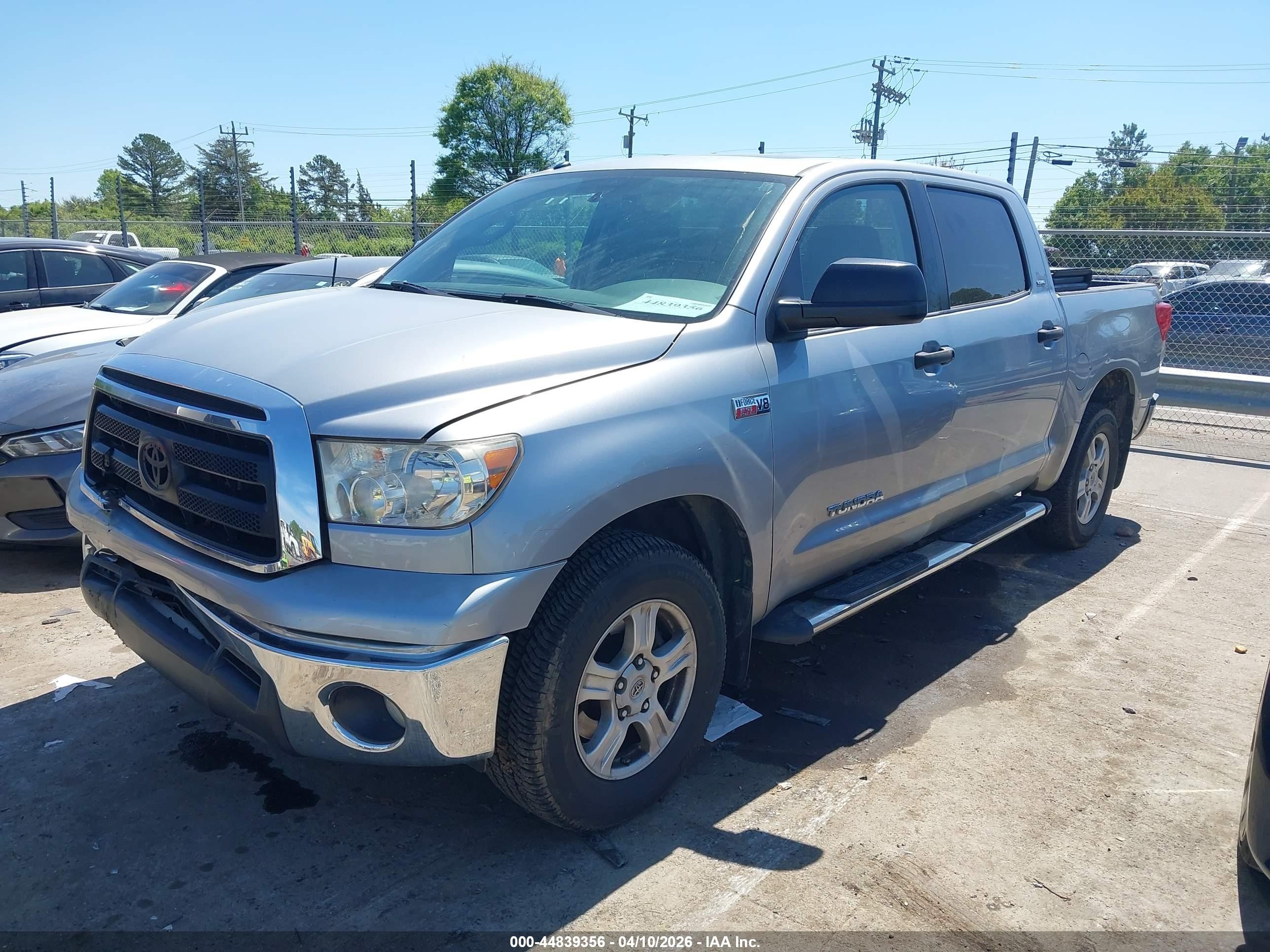 2010 Toyota Tundra Grade 5.7l V8 Silver vin: 5TFEY5F1XAX076569