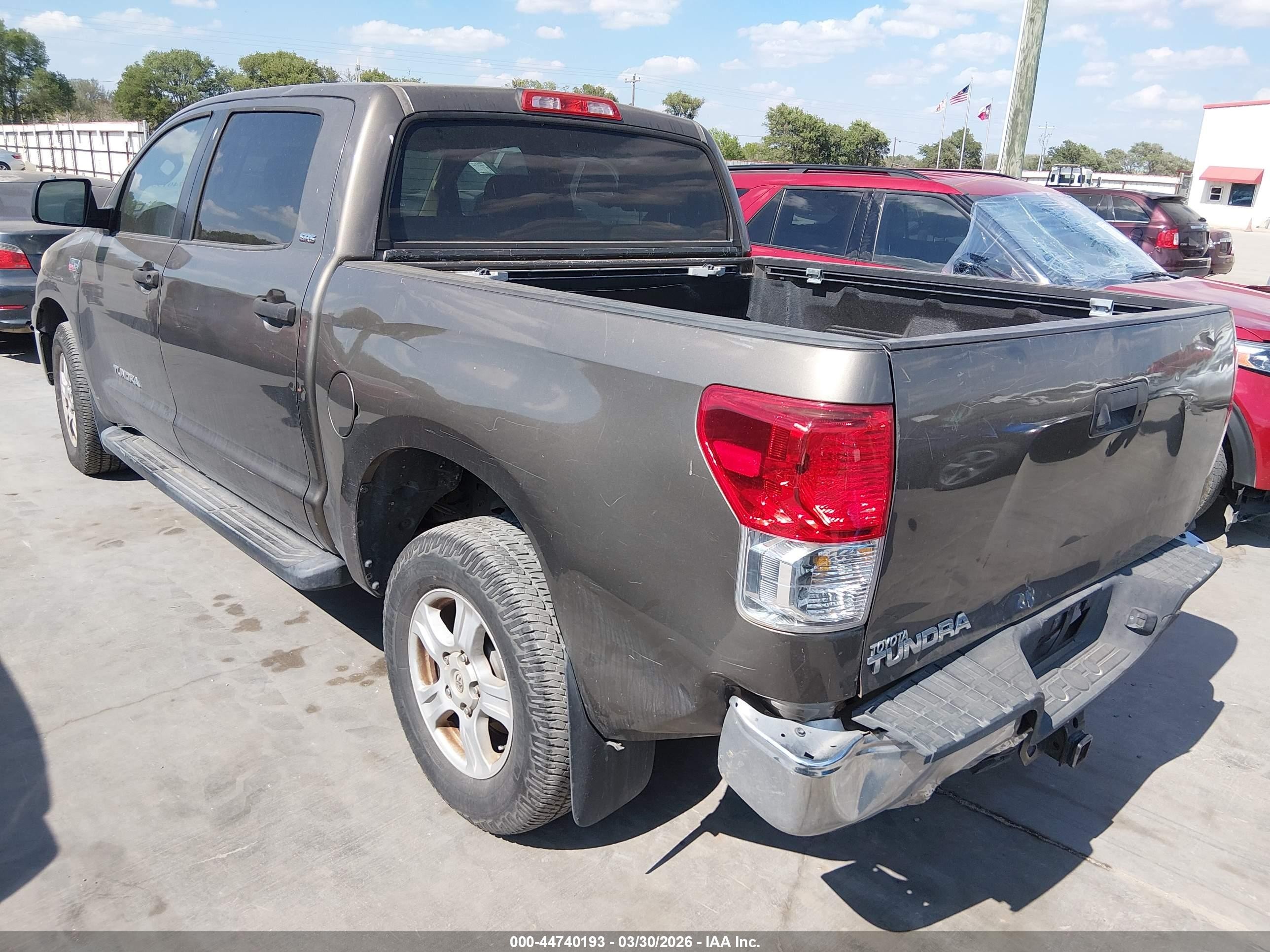 2010 Toyota Tundra Grade 5.7l V8 Brown vin: 5TFEY5F1XAX082145