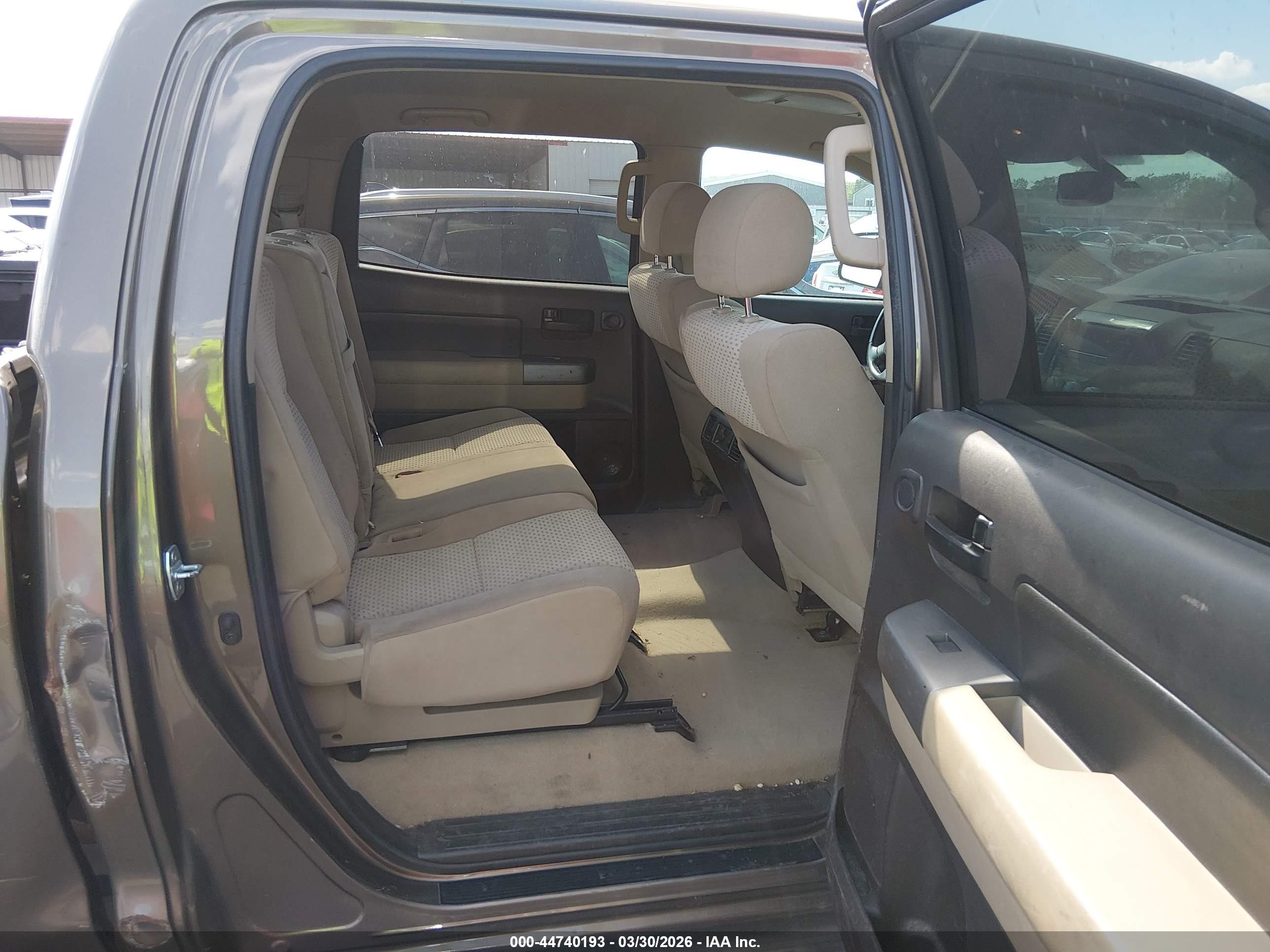 2010 Toyota Tundra Grade 5.7l V8 Brown vin: 5TFEY5F1XAX082145