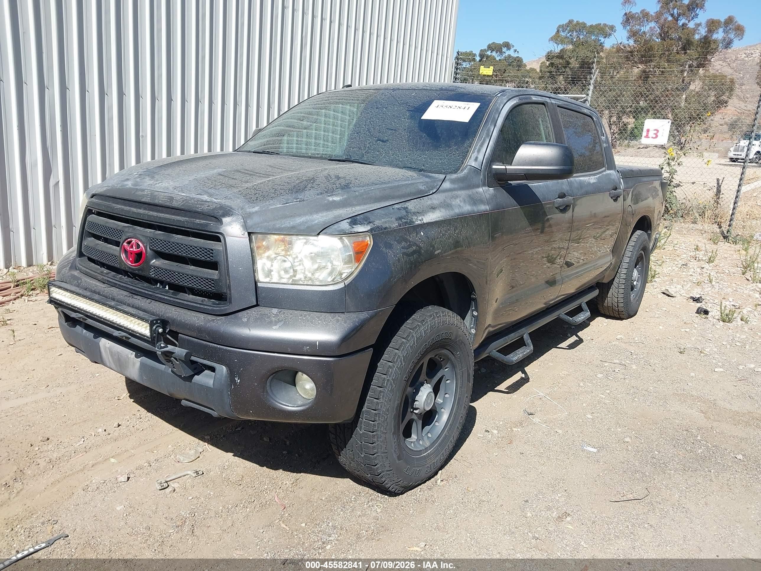 2011 Toyota Tundra Grade 5.7l V8 Gray vin: 5TFEY5F1XBX100435