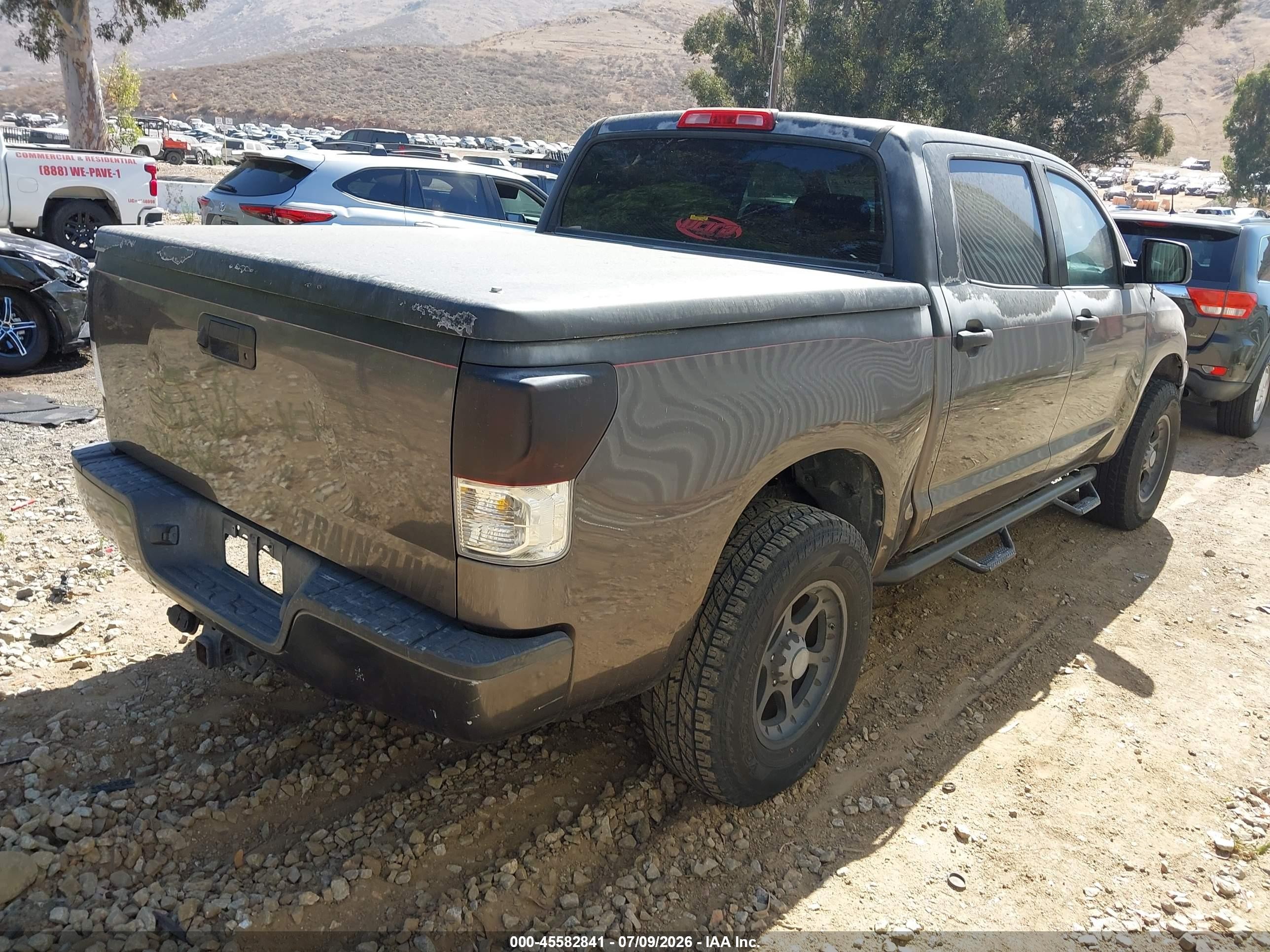 2011 Toyota Tundra Grade 5.7l V8 Gray vin: 5TFEY5F1XBX100435