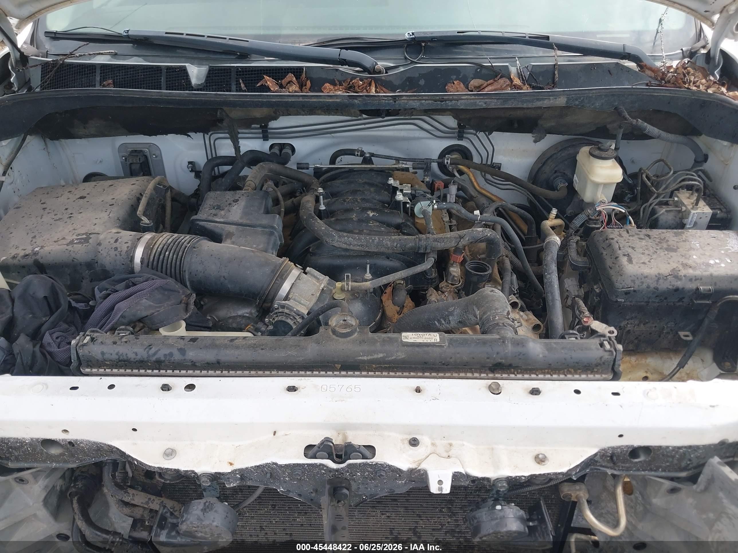 2011 Toyota Tundra Grade 5.7l V8 White vin: 5TFEY5F1XBX103528