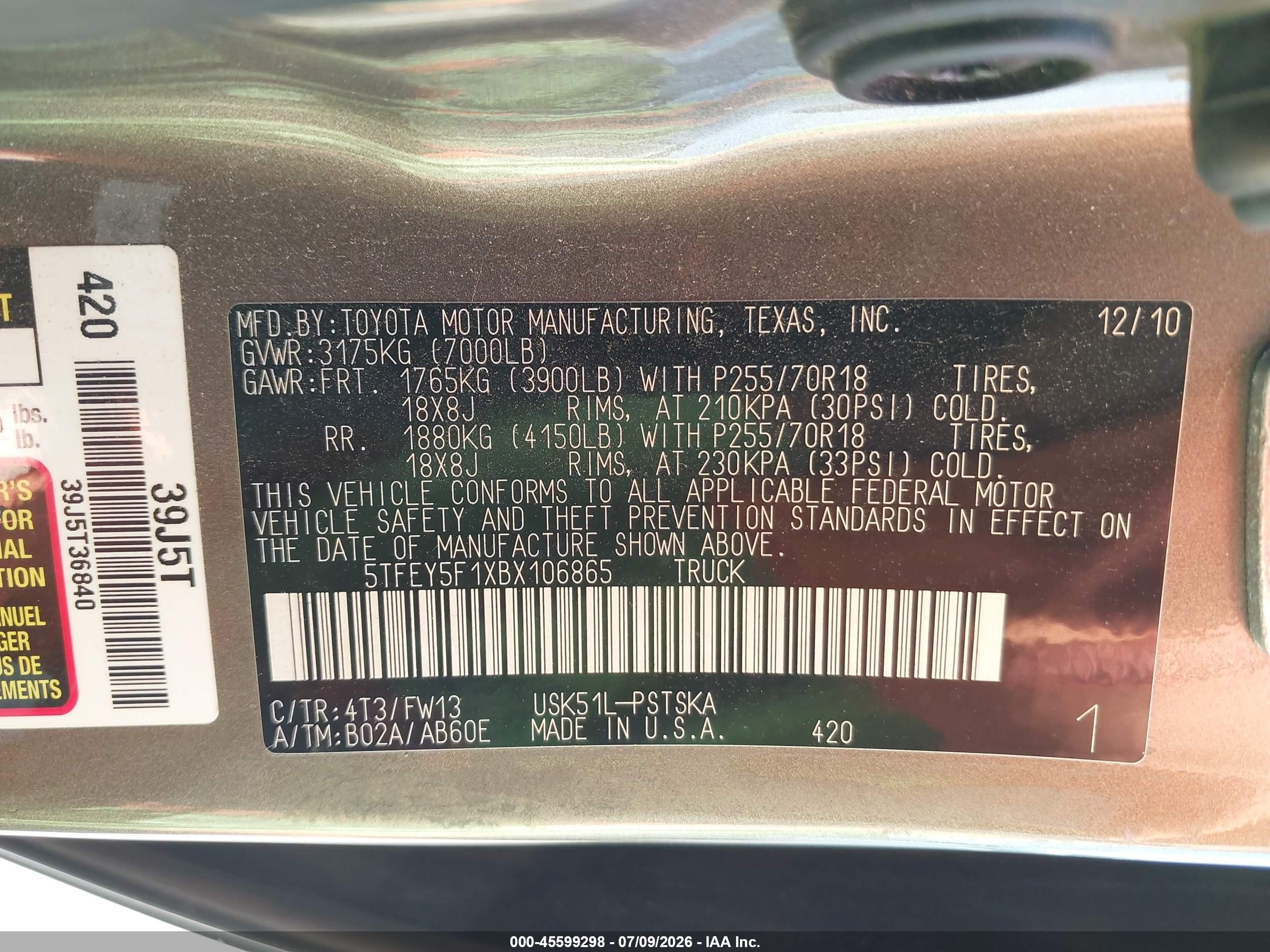 2011 Toyota Tundra Grade 5.7l V8 Beige vin: 5TFEY5F1XBX106865