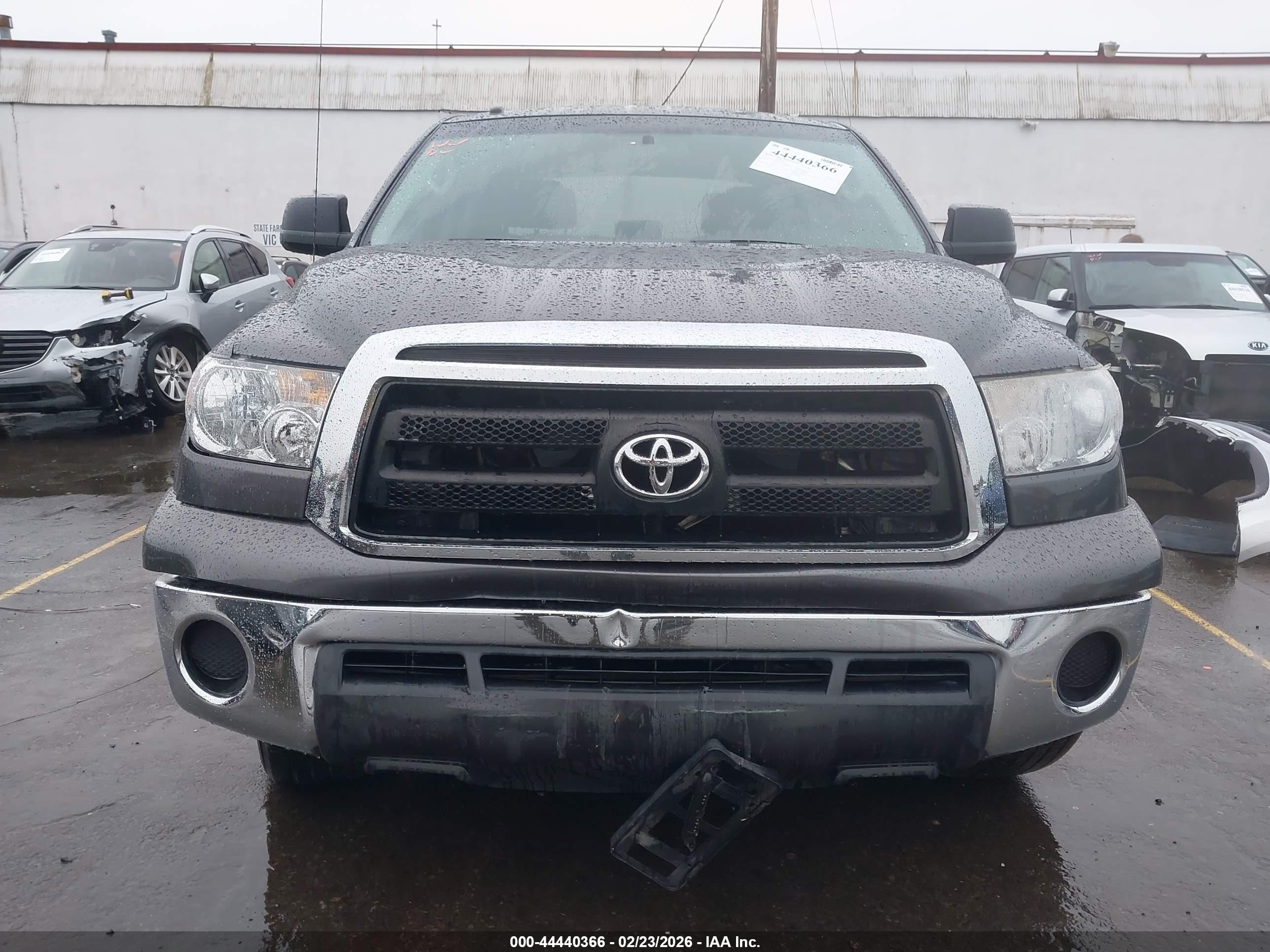 2012 Toyota Tundra Grade 5.7l V8 Gray vin: 5TFEY5F1XCX126387