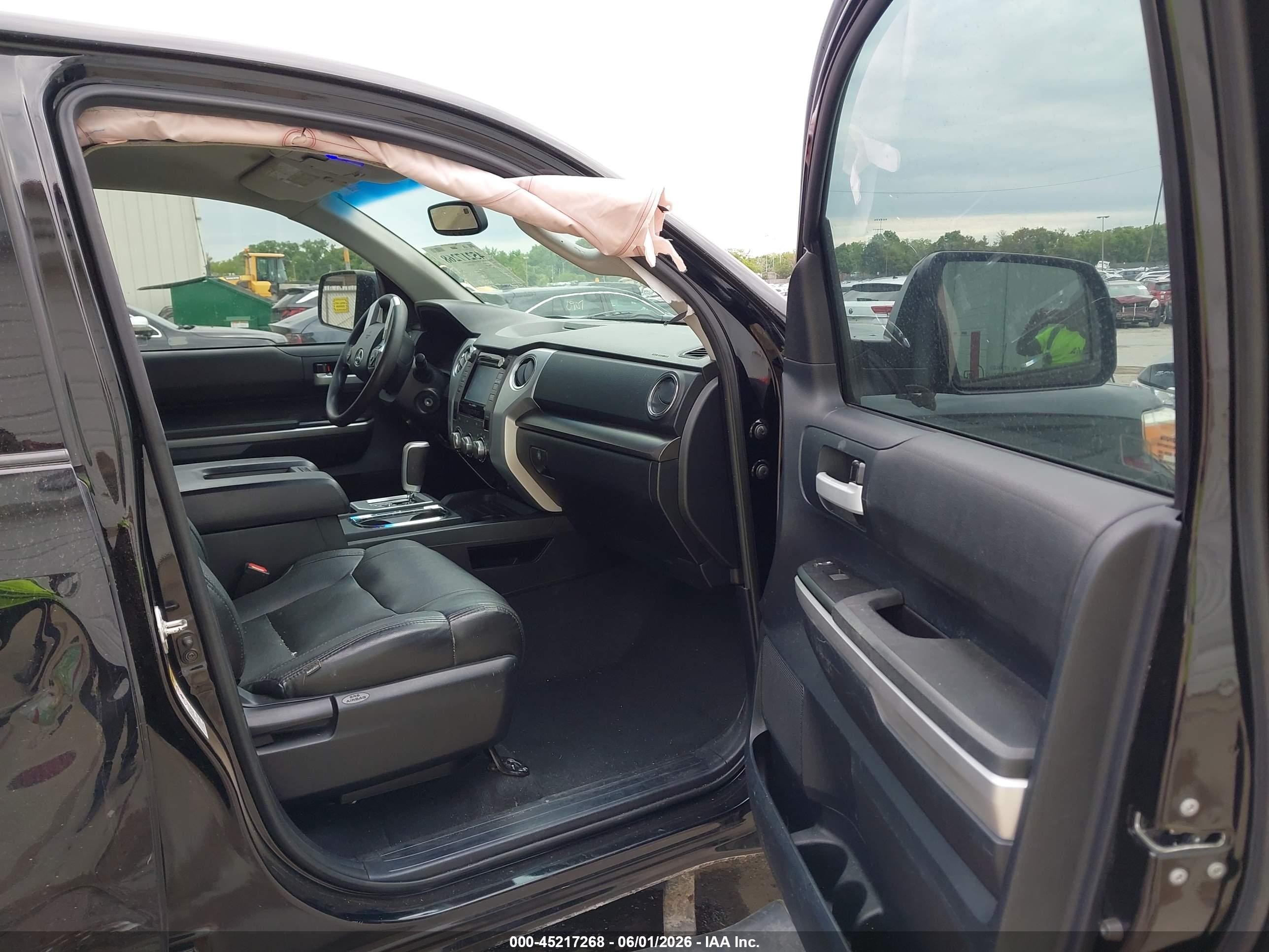 2014 Toyota Tundra Sr5 5.7l V8 Черный vin: 5TFEY5F1XEX150451