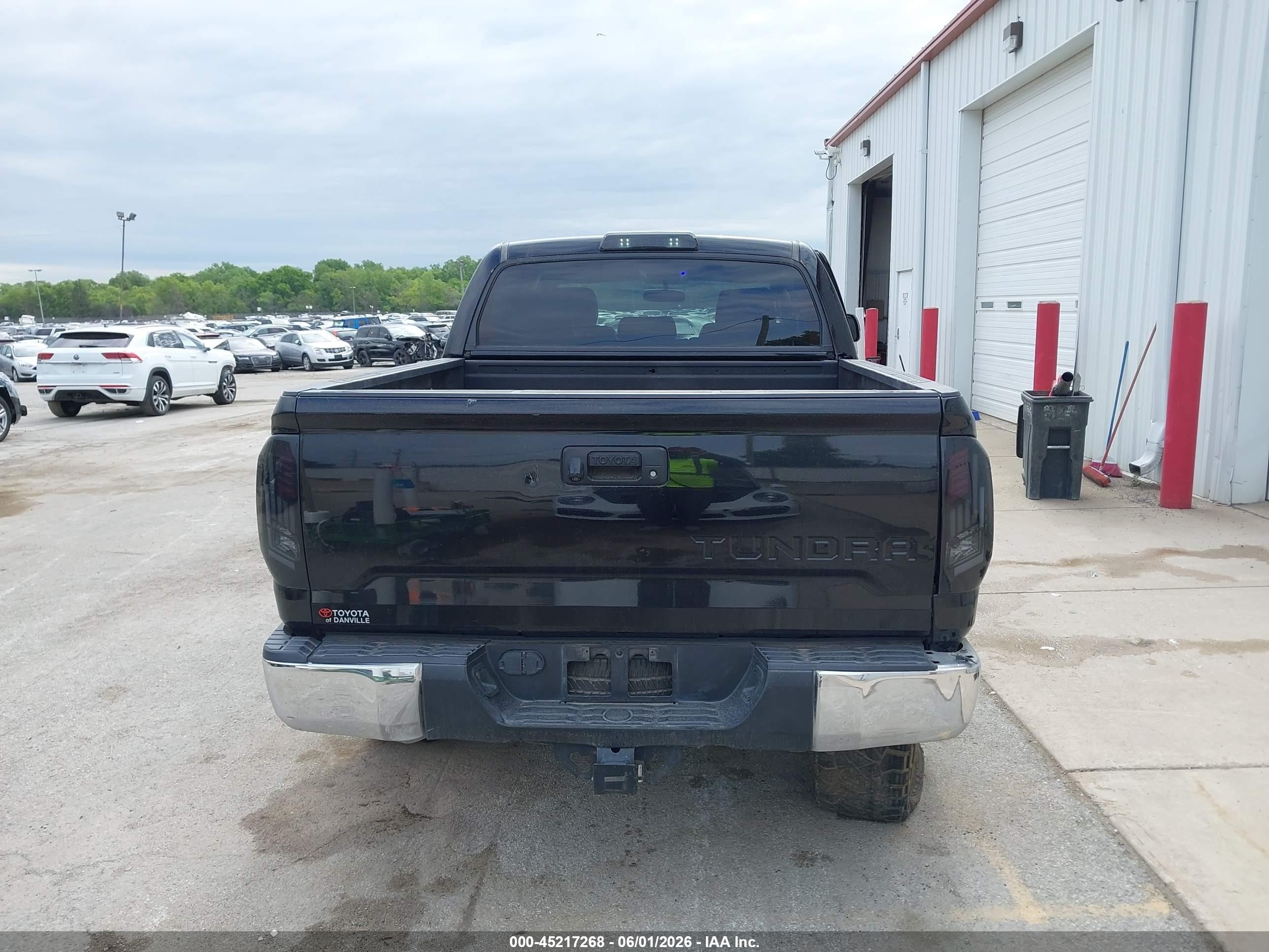 2014 Toyota Tundra Sr5 5.7l V8 Черный vin: 5TFEY5F1XEX150451