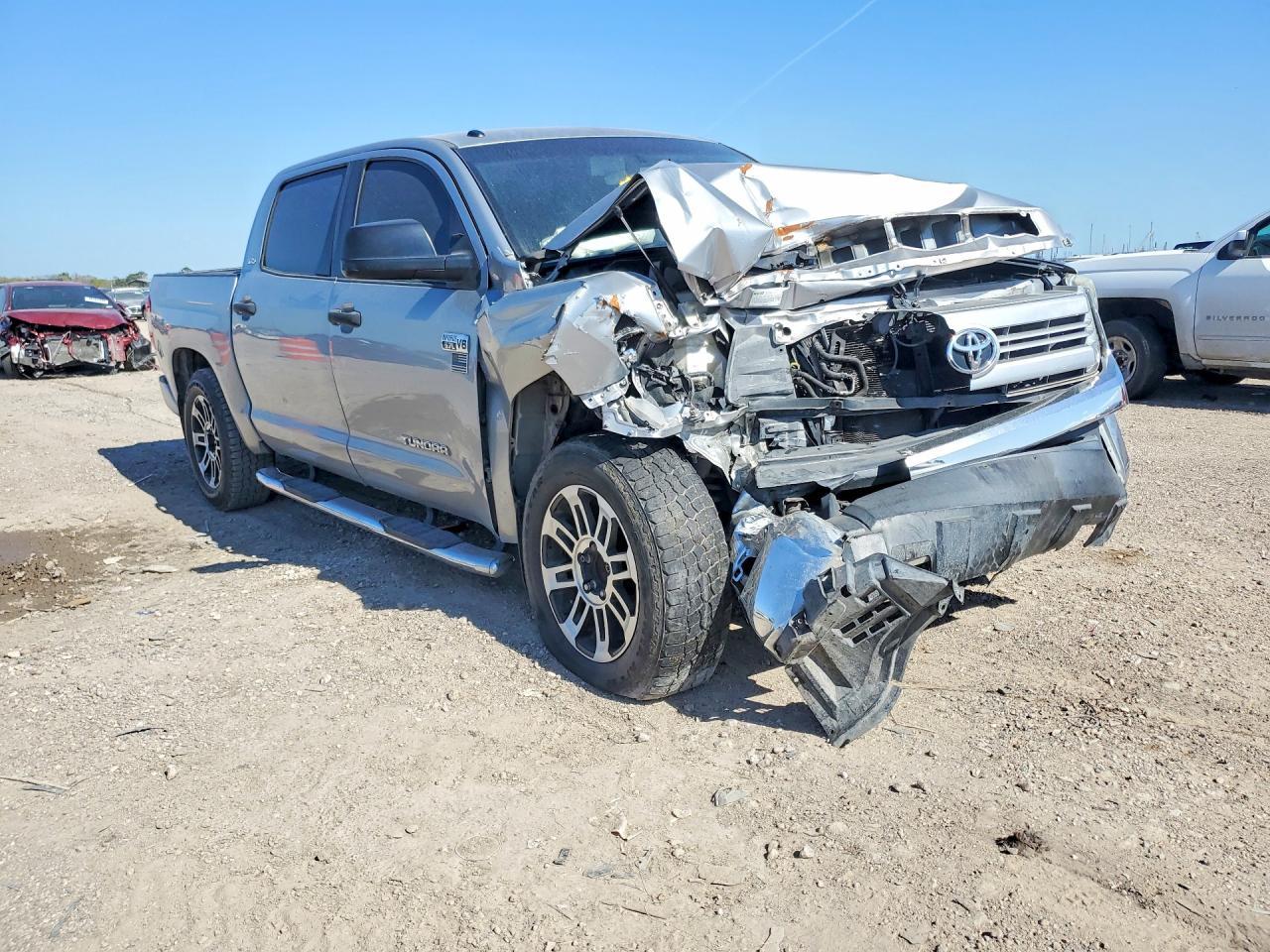 2015 Toyota Tundra Sr5 Серебряный vin: 5TFEY5F1XFX174833