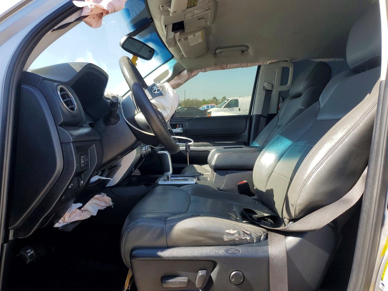 2015 Toyota Tundra Sr5 Серебряный vin: 5TFEY5F1XFX174833