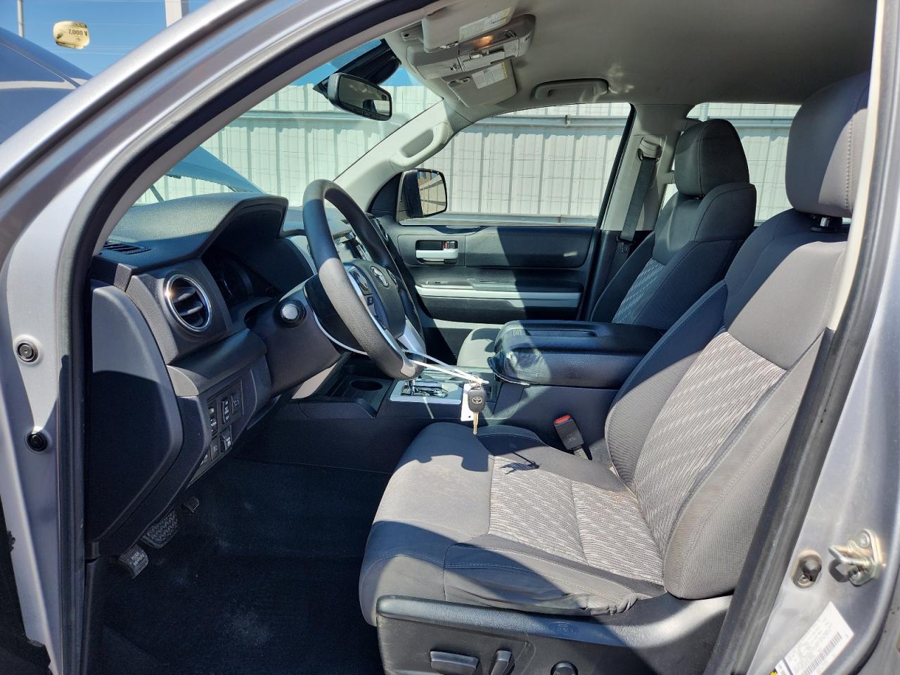 2020 Toyota Tundra Crewmax Sr5 Silver vin: 5TFEY5F1XLX259389