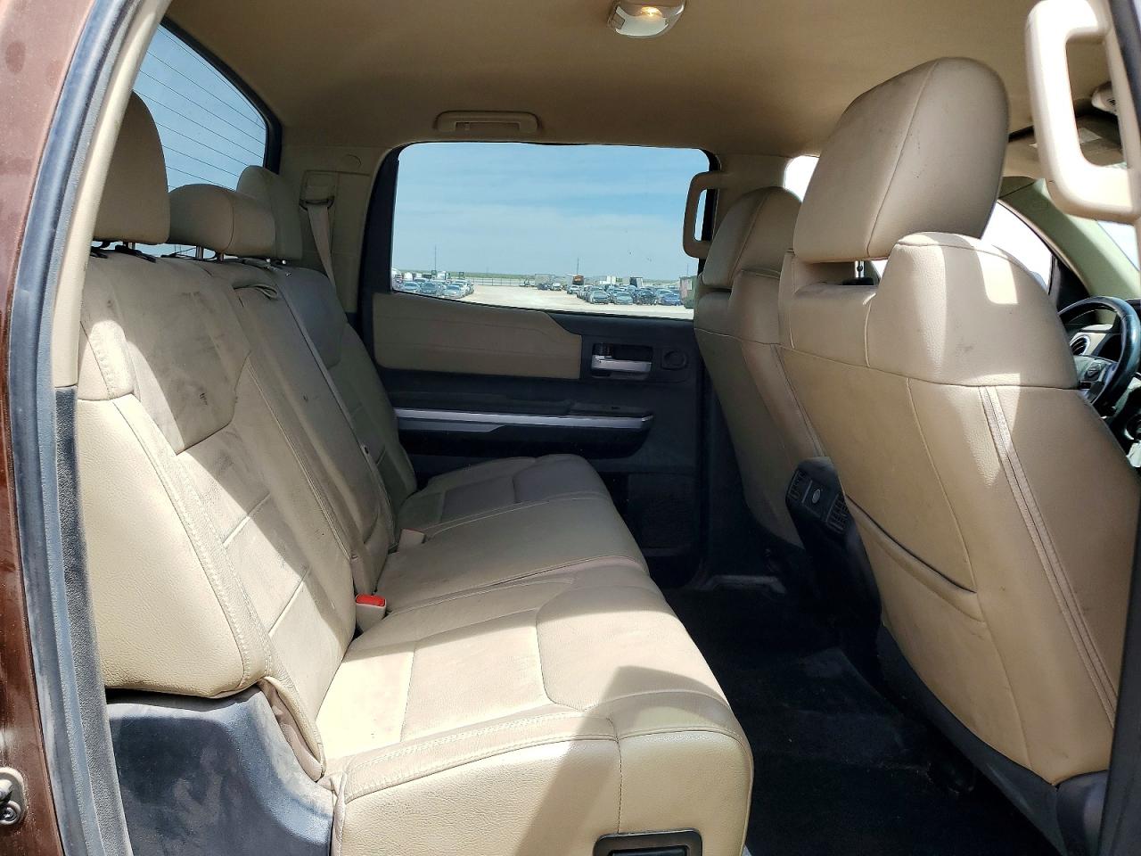 2016 Toyota Tundra Crewmax Limited Коричневый vin: 5TFFW5F19GX206280