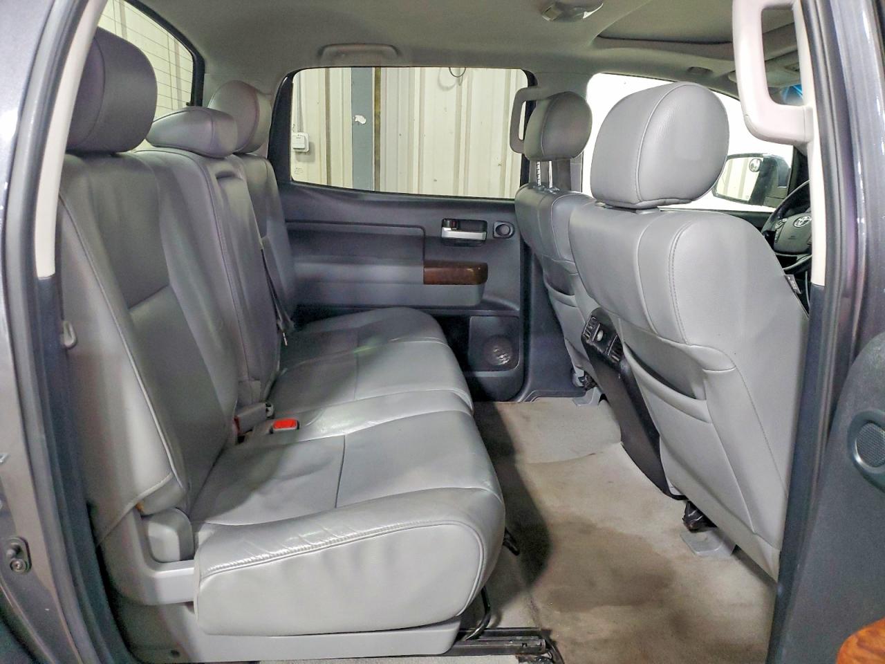 2011 Toyota Tundra Crewmax Limited Gray vin: 5TFFY5F14BX110141