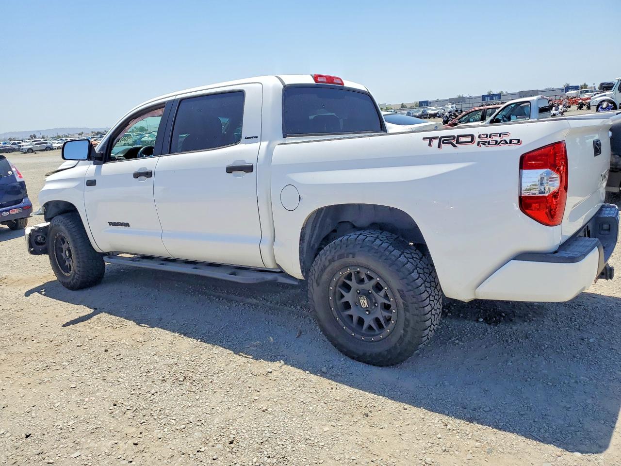 2015 Toyota Tundra Crewmax Limited Белый vin: 5TFFY5F14FX175044