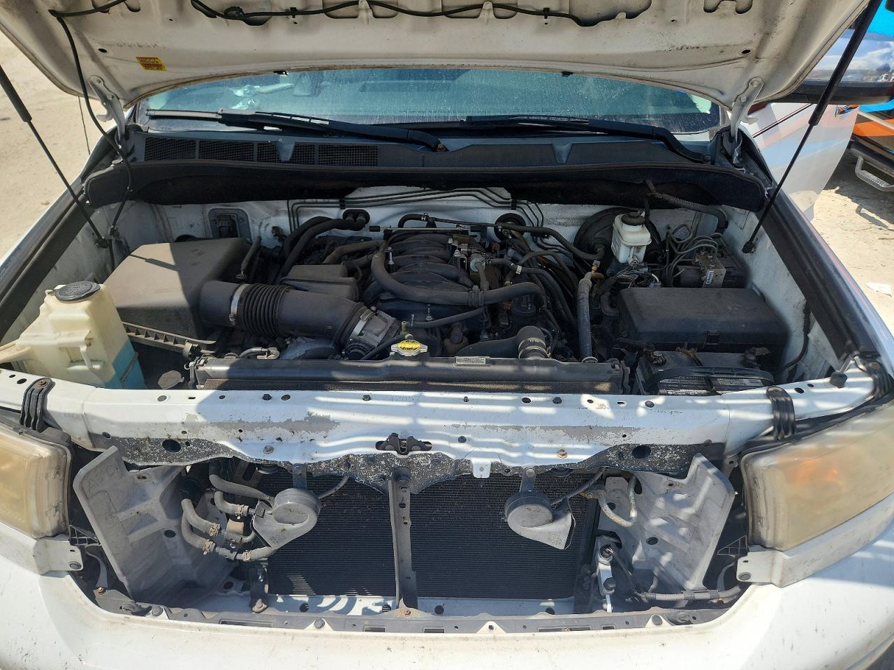 2012 Toyota Tundra Crewmax Limited White vin: 5TFFY5F15CX121165