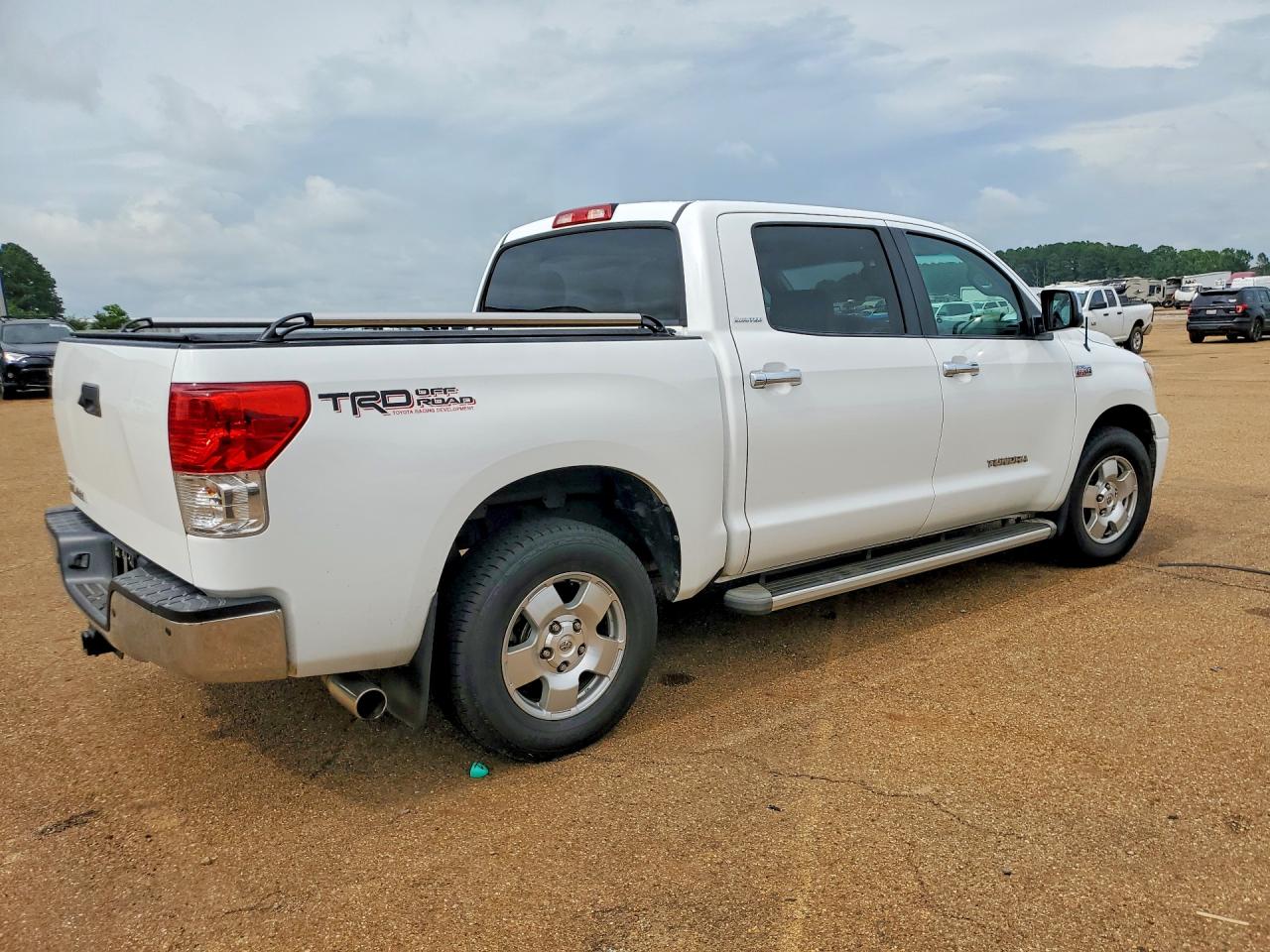 2012 Toyota Tundra Crewmax Limited White vin: 5TFFY5F16CX123023
