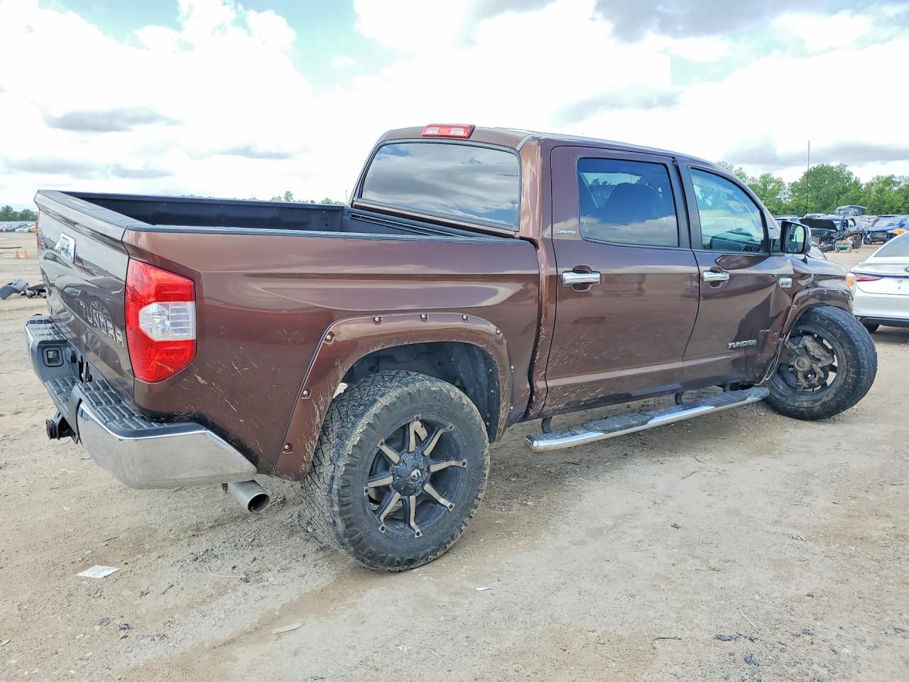2015 Toyota Tundra Crewmax Limited Brown vin: 5TFFY5F16FX181363