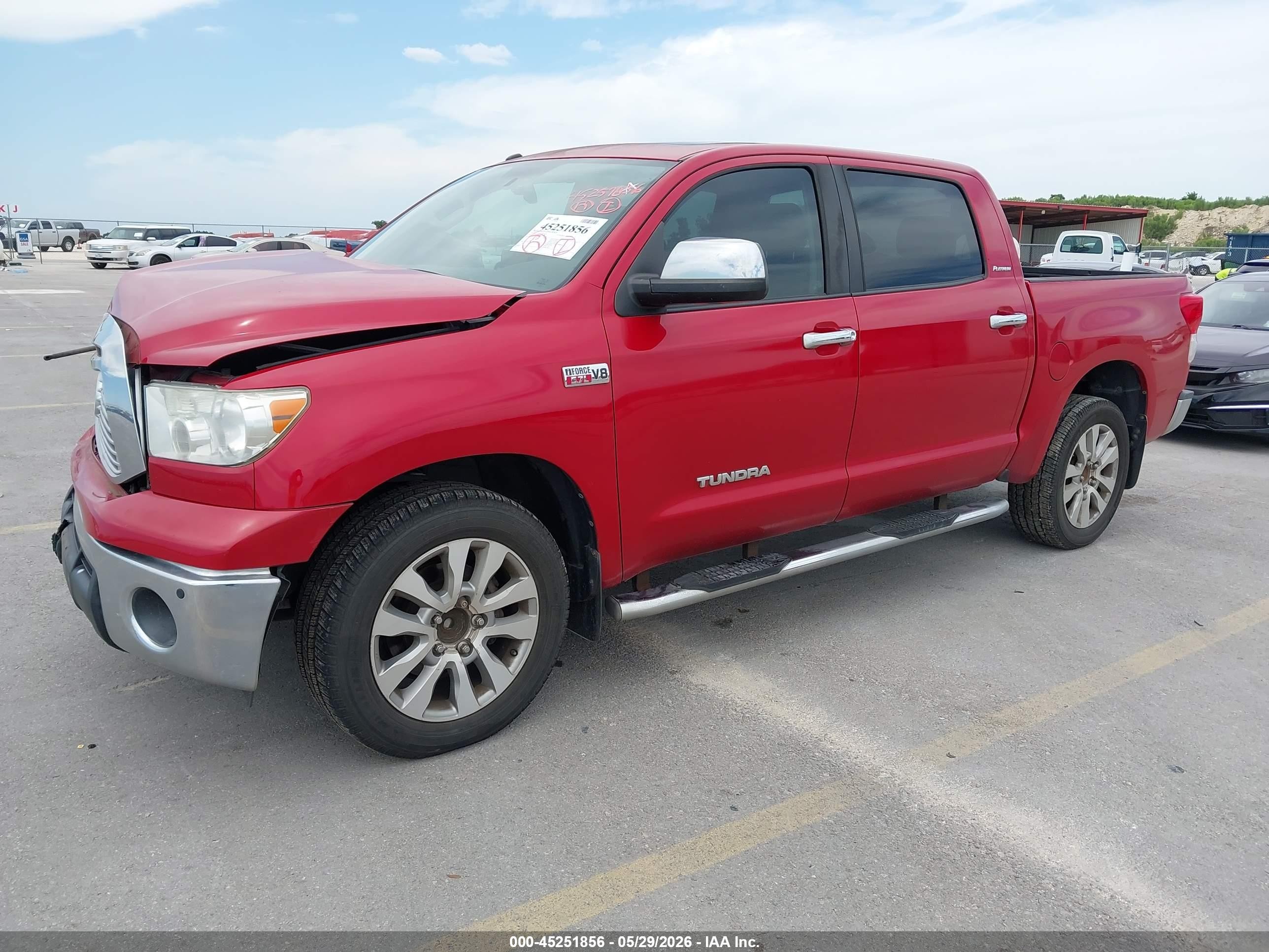 2012 Toyota Tundra Limited 5.7l V8 Красный vin: 5TFFY5F17CX121314